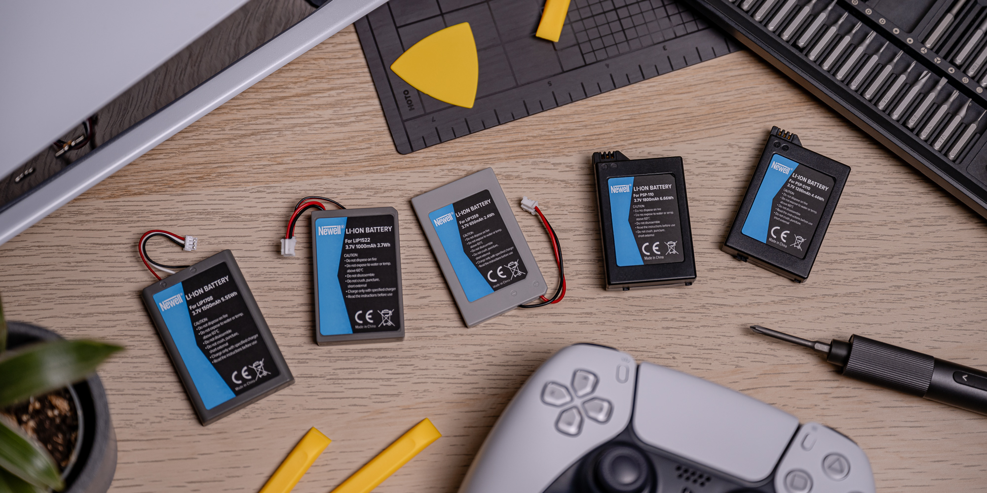 Akumulator Newell zamiennik LIP1522 do kontrolera DualShock 4 Sony PlayStation 4