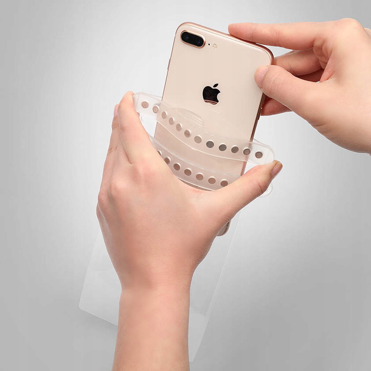 Zachowanie czułości na dotyk – dostęp do urządzeń bez wyjmowania