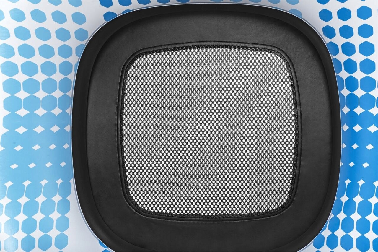 Wygodne oparcie i siateczkowe dno dla komfortu