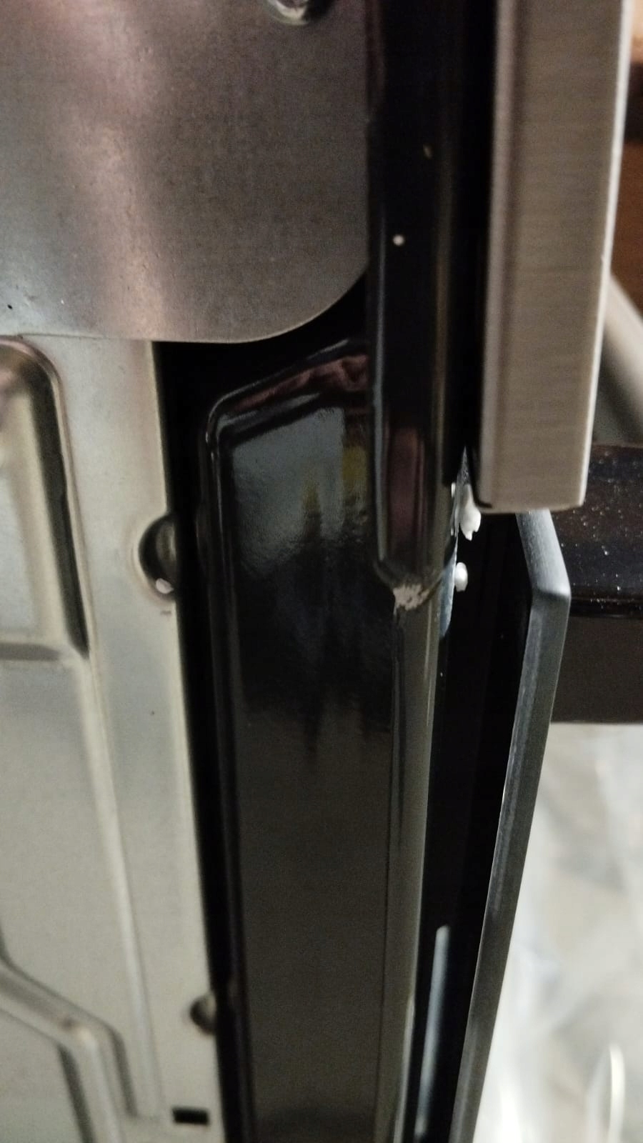 Pojemność 77 litrów – Idealny dla dużych rodzin