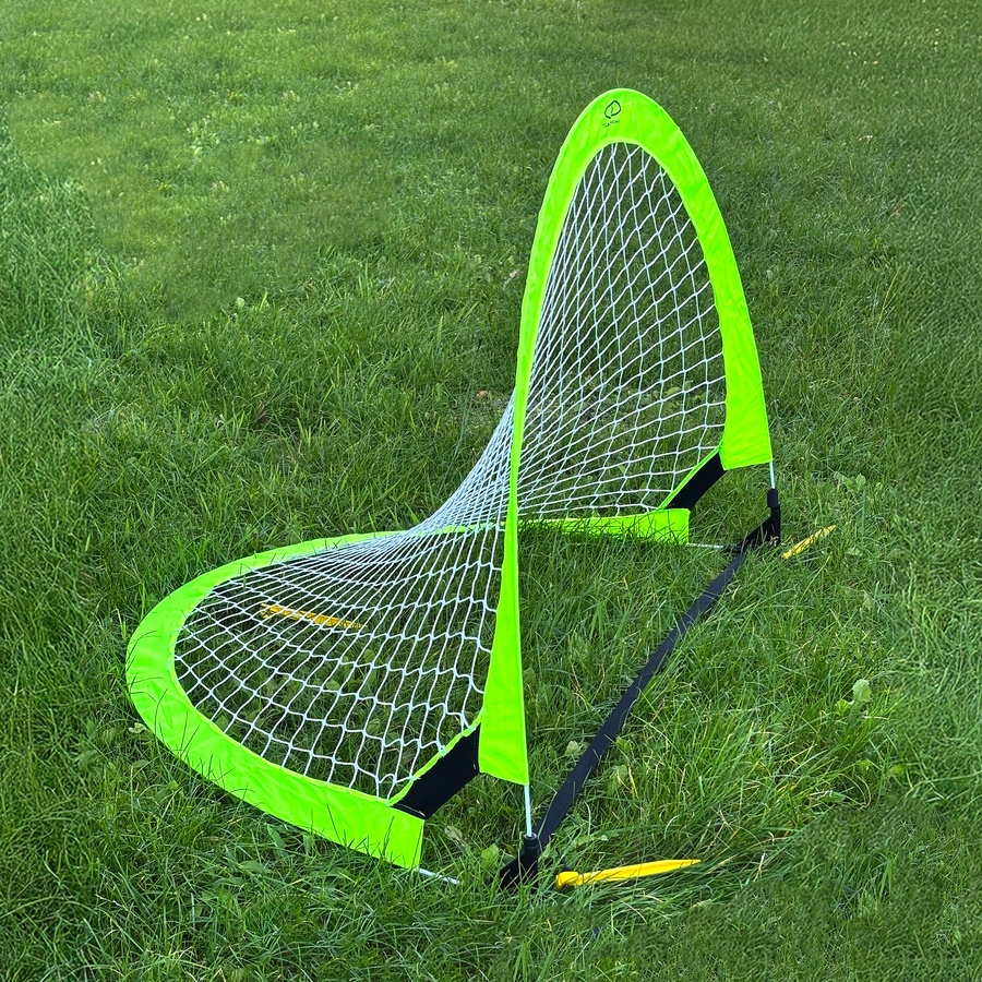 Kolor neonowy zielony – widoczność na boisku