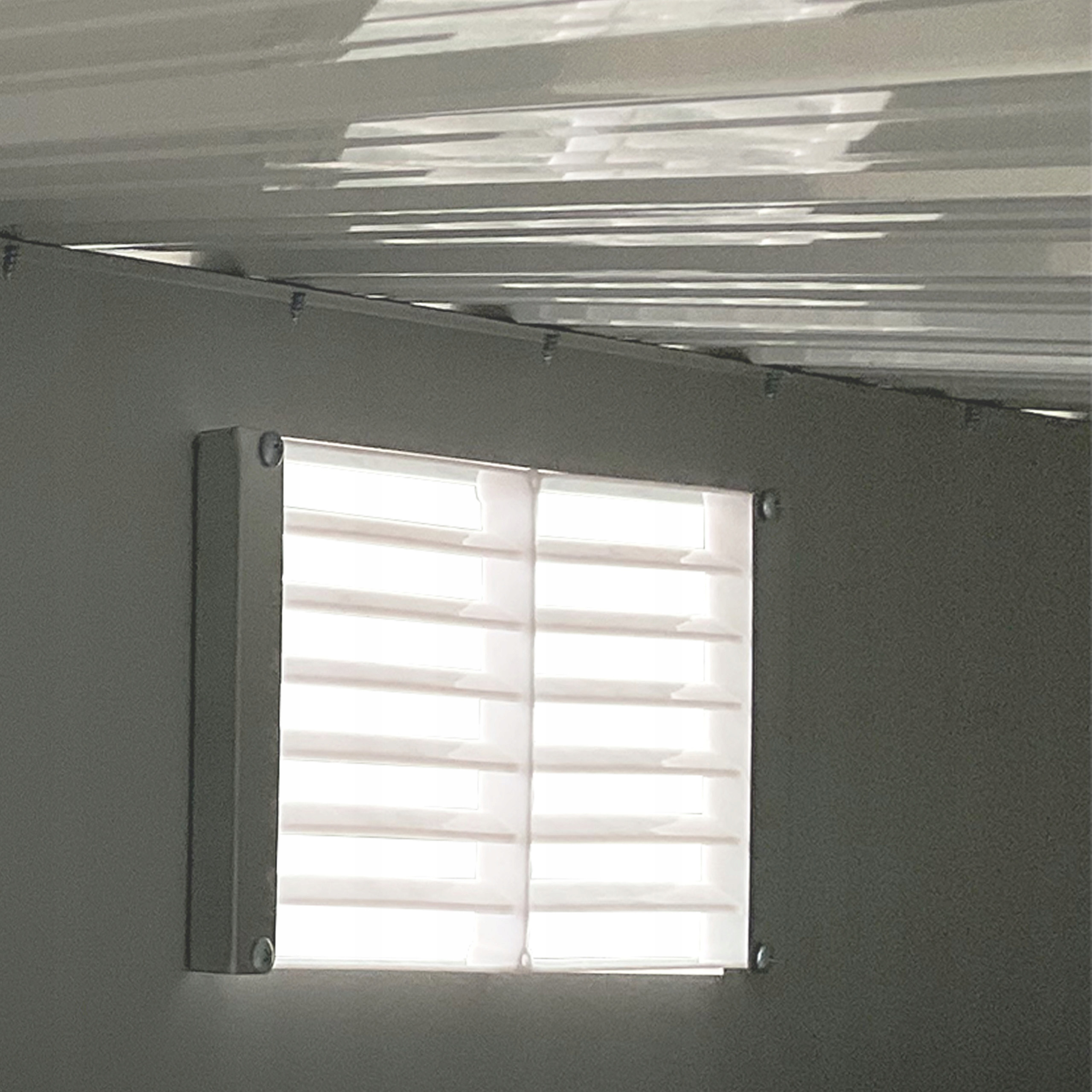 Uniwersalne rozmiary – Przestronność i funkcjonalność