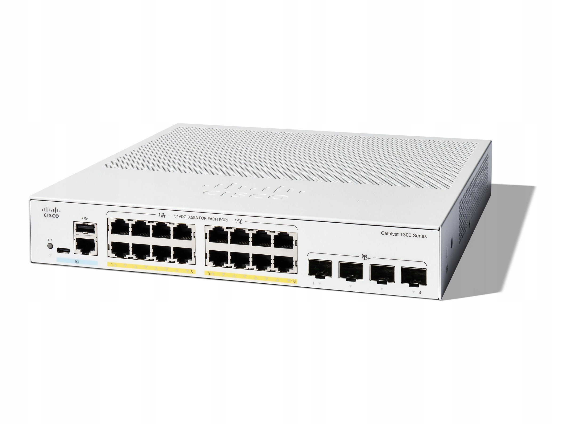 Szybkie połączenia dzięki 4 x 10G SFP+ uplinks