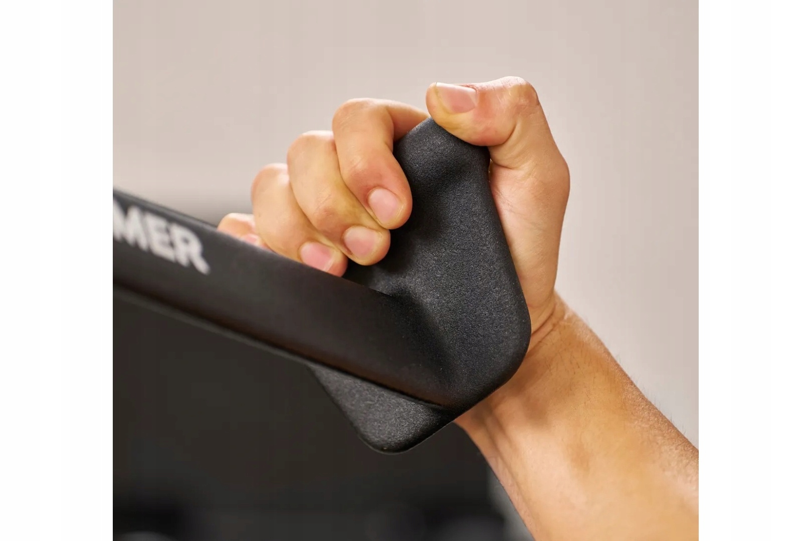 Skoncentrowane angażowanie mięśni pleców