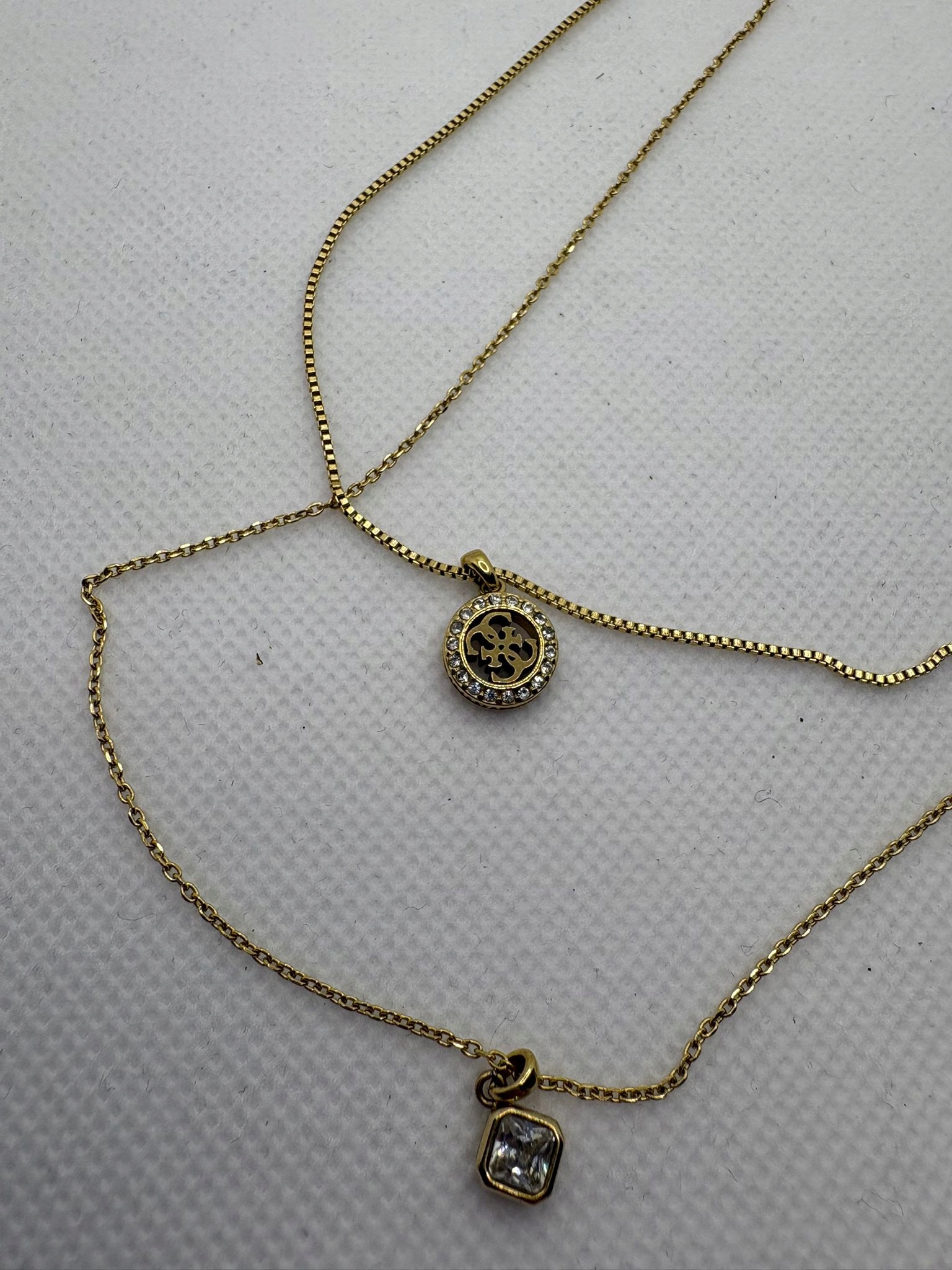 Zapięcie na karabińczyk – Bezpieczeństwo i łatwość użytkowania