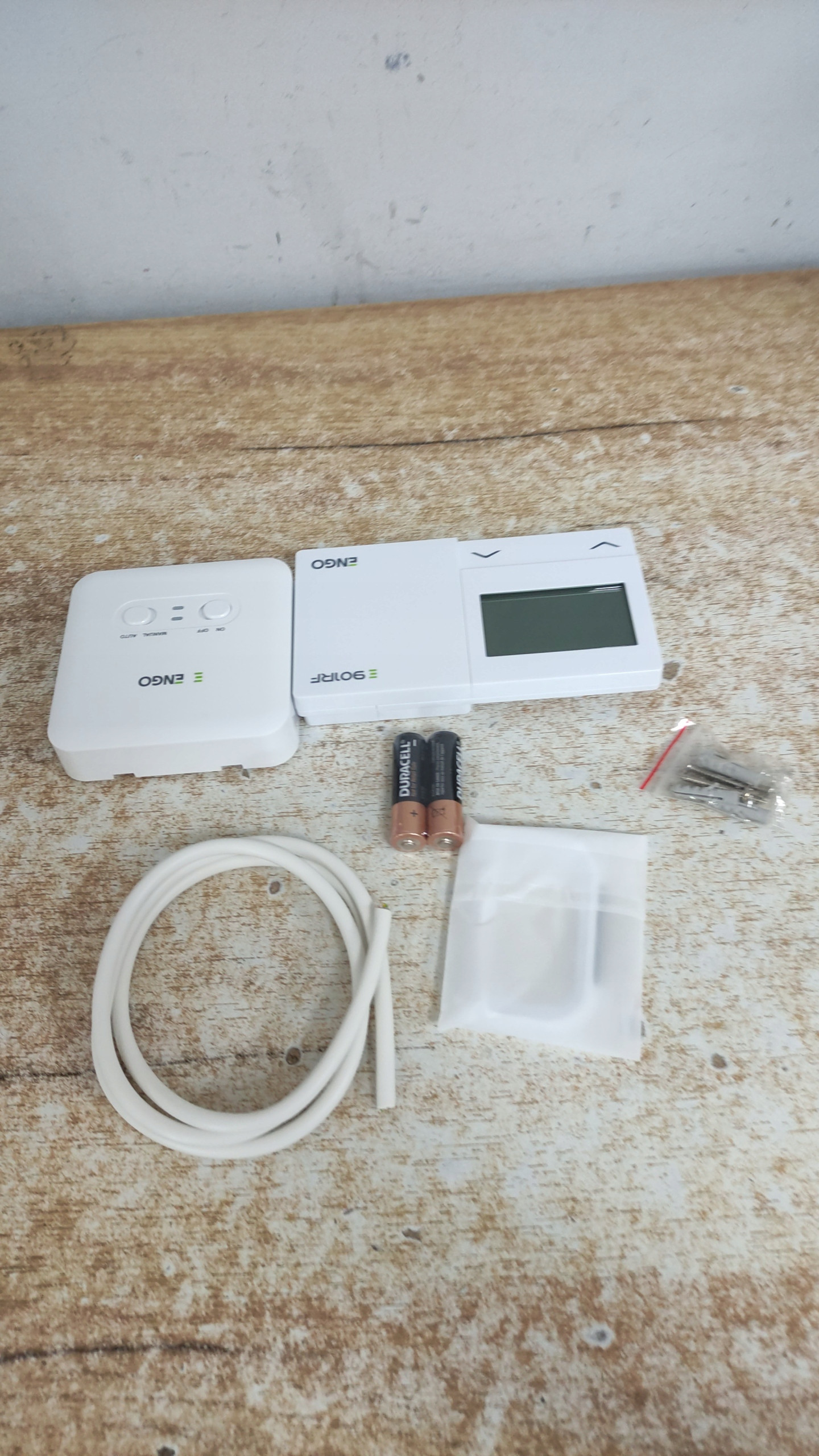 Bezprzewodowe sterowanie systemami grzewczymi i chłodzącymi