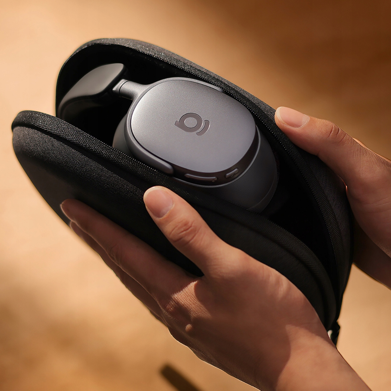 Komfort noszenia – Lekka konstrukcja i nauszniki z pianki