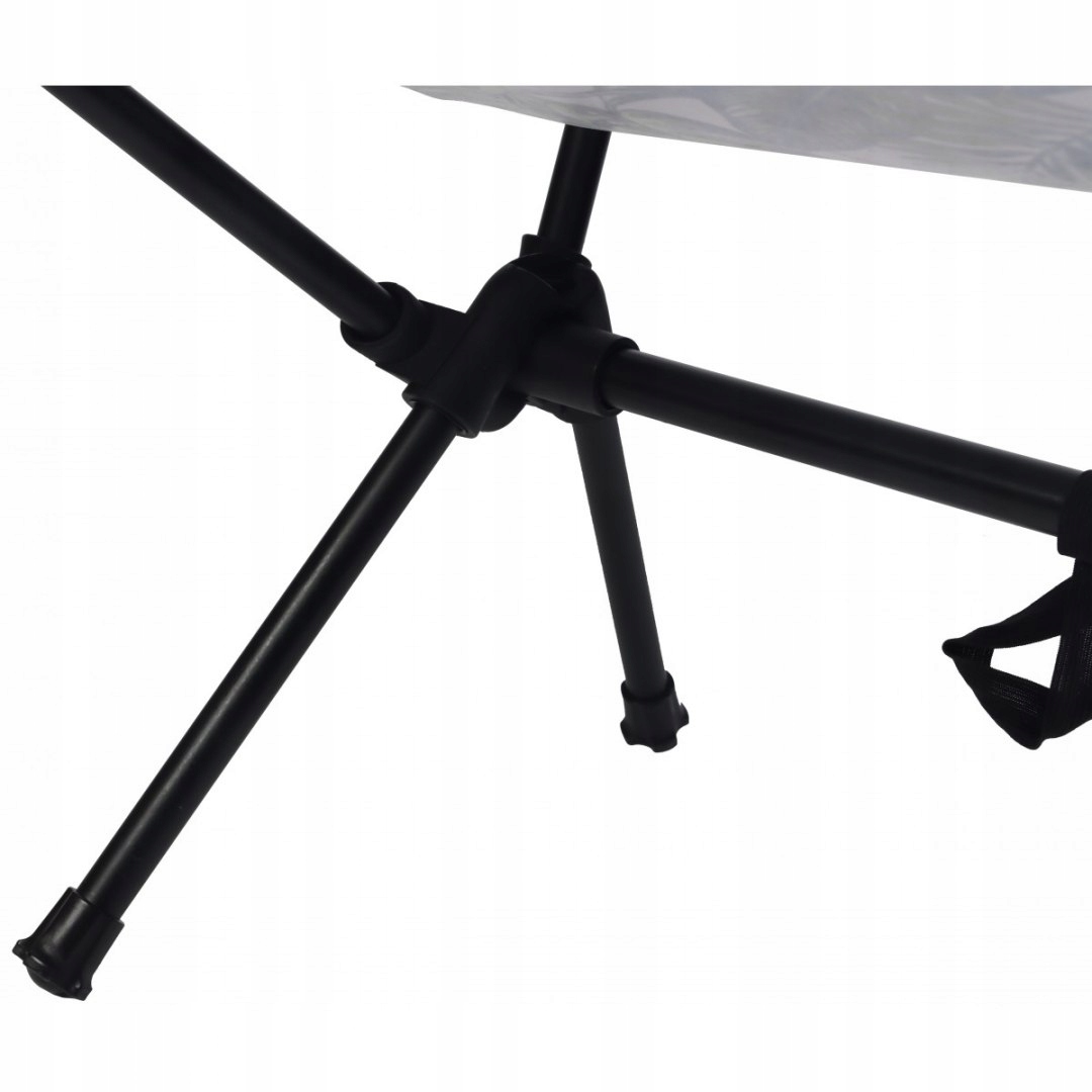 Stabilny stelaż ze stalowych rurek