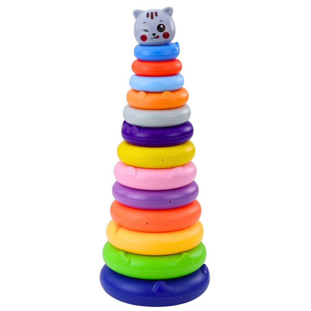 Urocza figurka kotka – atrakcyjny element wizualny