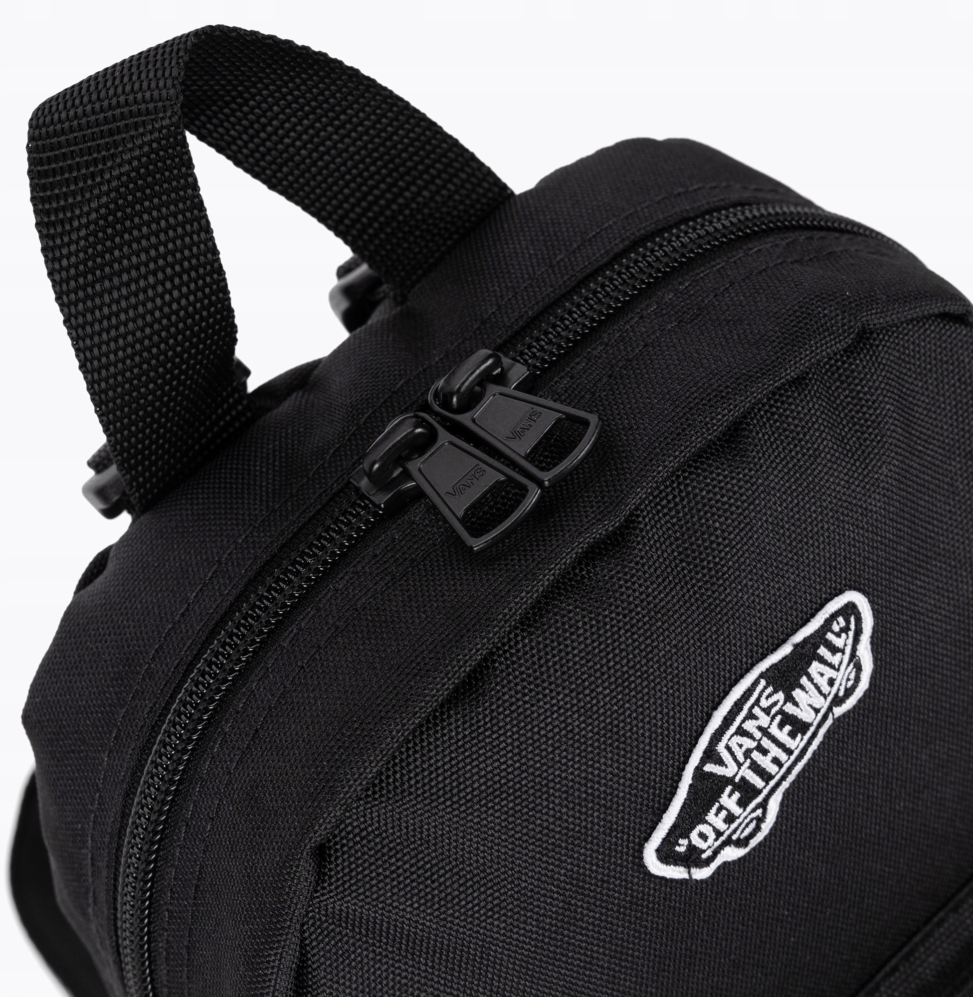 Kompaktowe wymiary – idealny plecak dla młodzieży