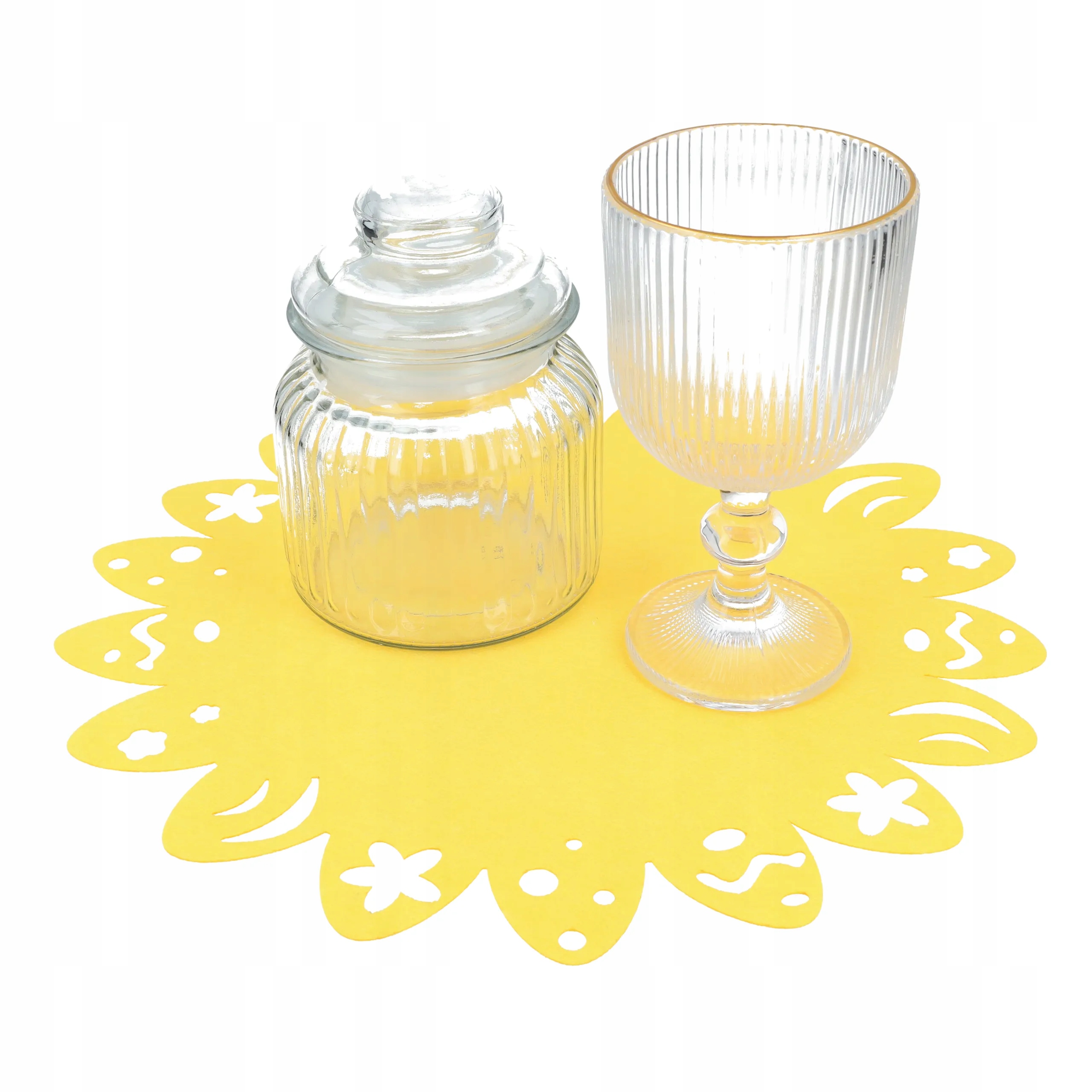 Uniwersalne zastosowanie w dekoracji stołu