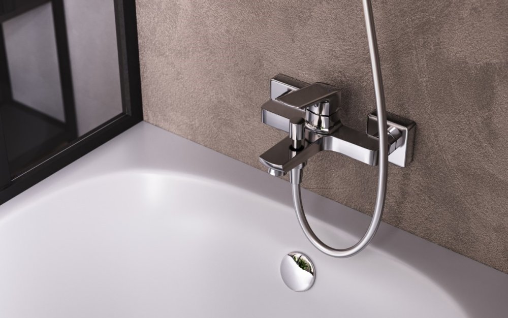 Automatyczny przełącznik wanna/natrysk z blokadą