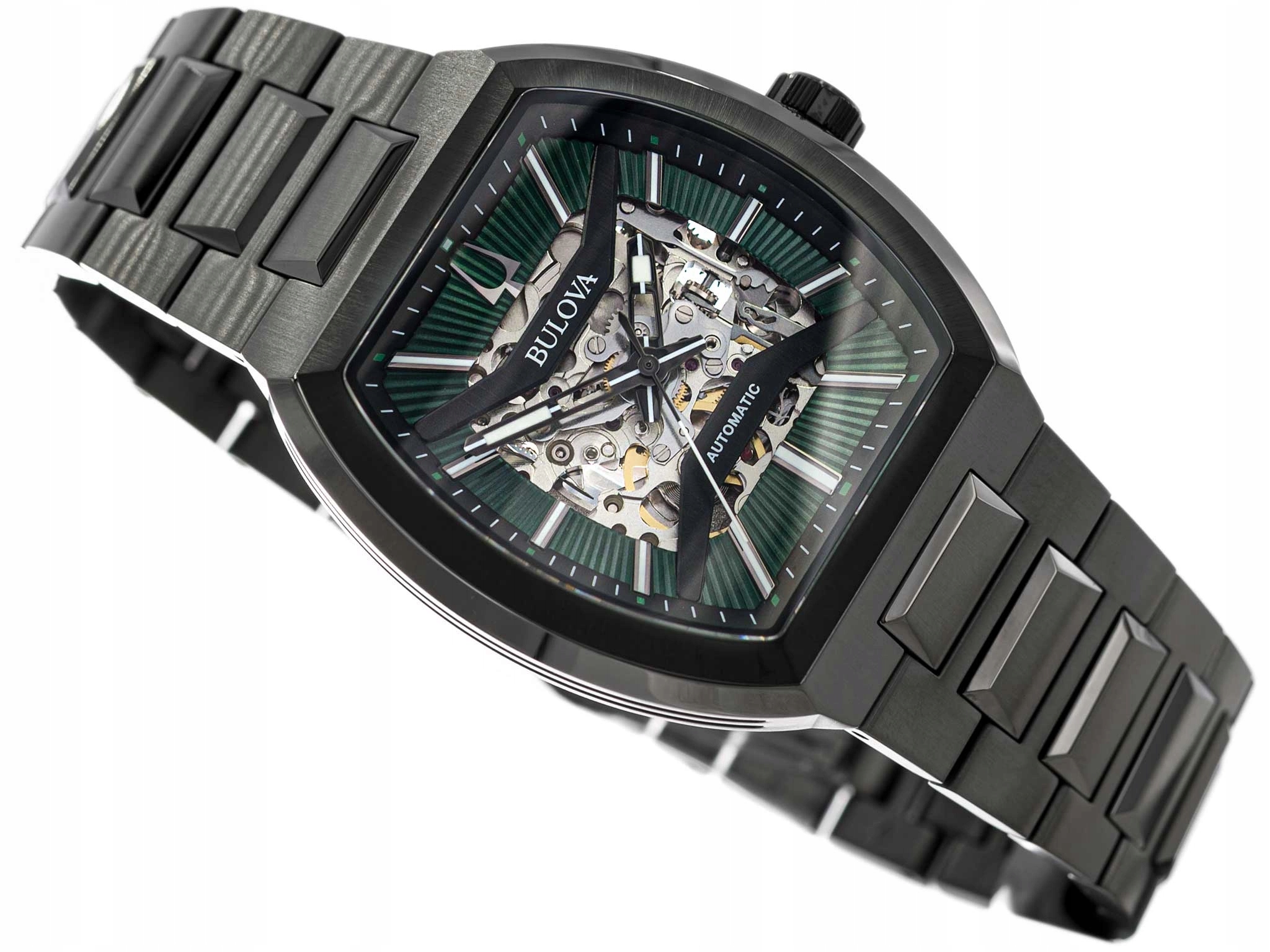 Wyjątkowy szkieletowy cyferblat z antyrefleksywnym szkłem szafirowym