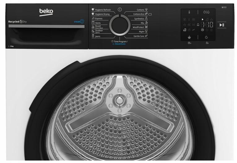 Funkcja SteamCure – Odświeżanie ubrań bez prania