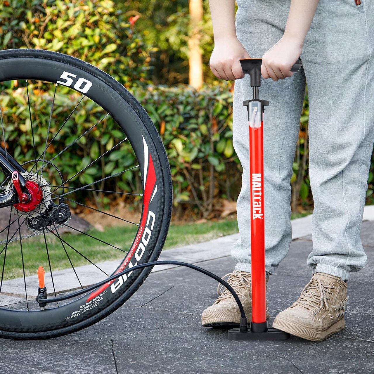 POMPKA DO ROWERU PODŁOGOWA DO SAMOCHODU PIŁKI MATERACA 3 KOŃCÓWKI 11 BAR Kolor dominujący czarny