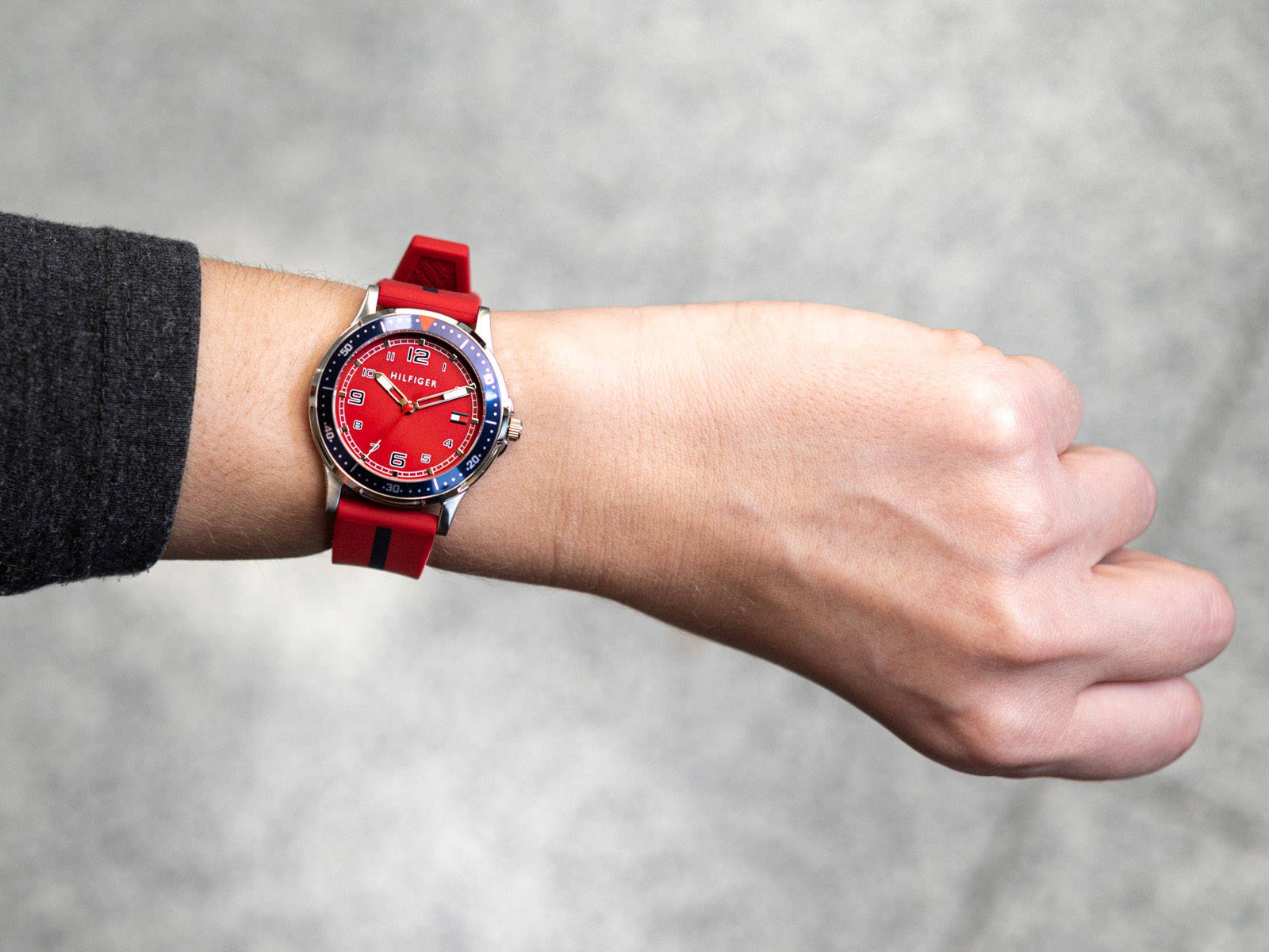 Zegarek Dziecięcy Tommy Hilfiger 1720035 – Stylowy i Funkcjonalny