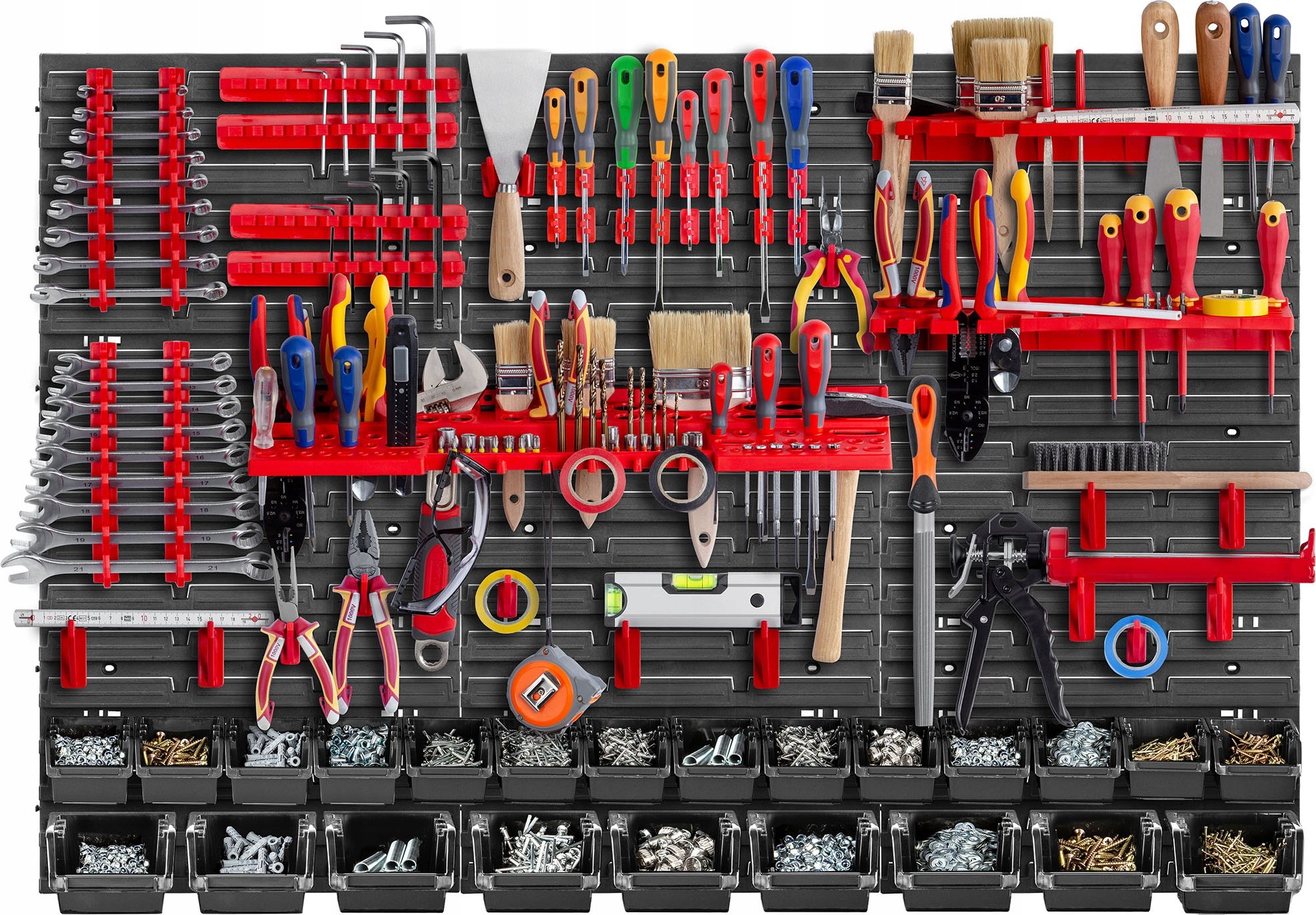 Łatwy montaż i dostosowanie do przestrzeni