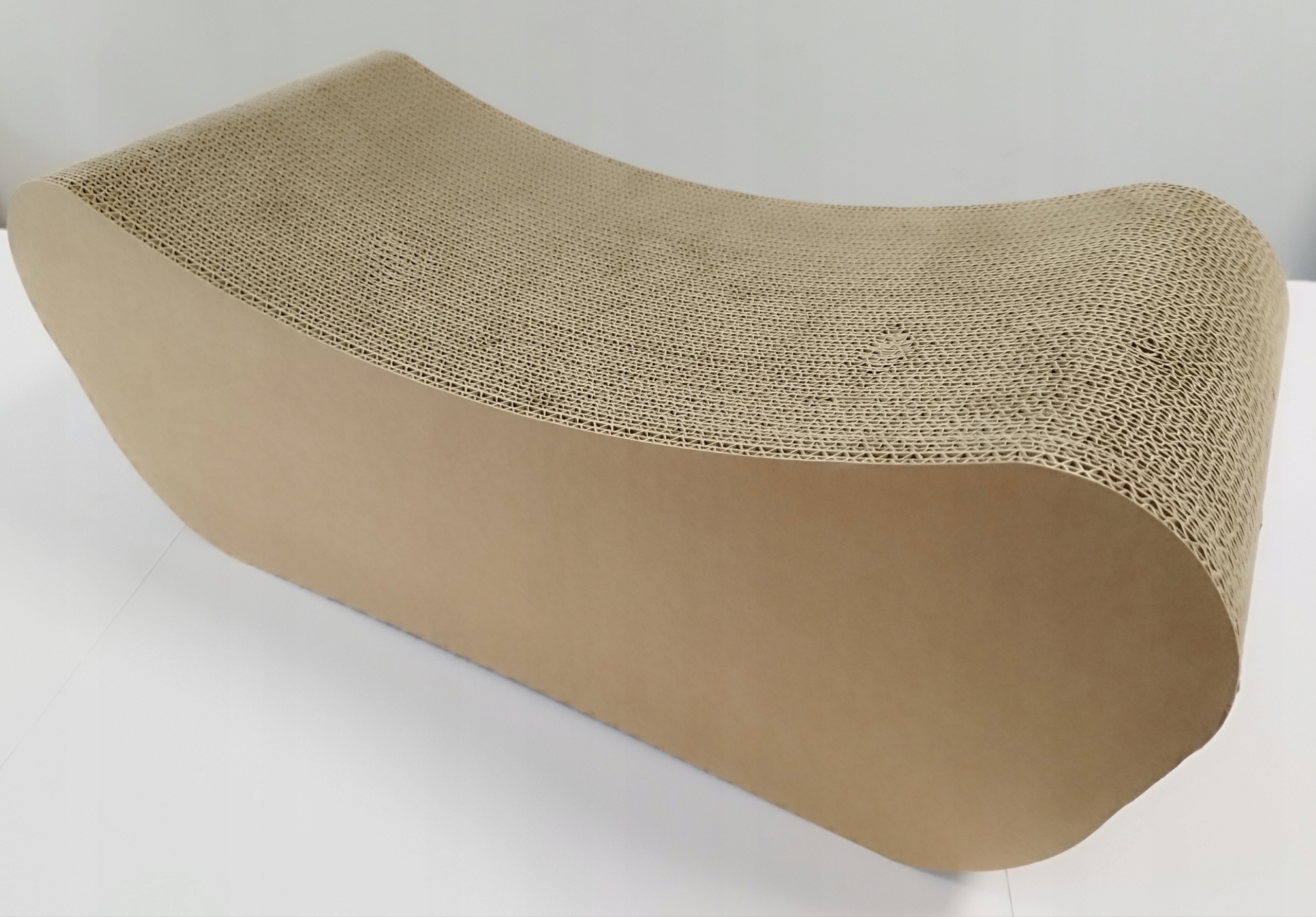 Drapak dla kota 59x24x25cm – legowisko i zabawka w jednym!