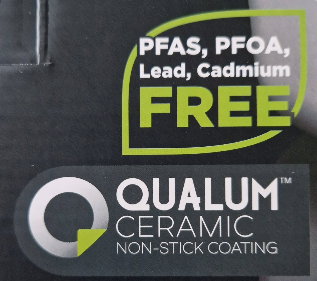 Nieprzywierająca powłoka ceramiczna Qualum – Łatwe gotowanie i czyszczenie