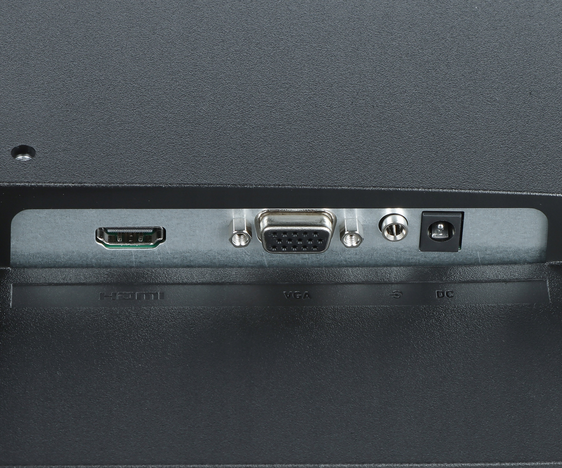 Złącza VGA i HDMI – Wszechstronność podłączeń