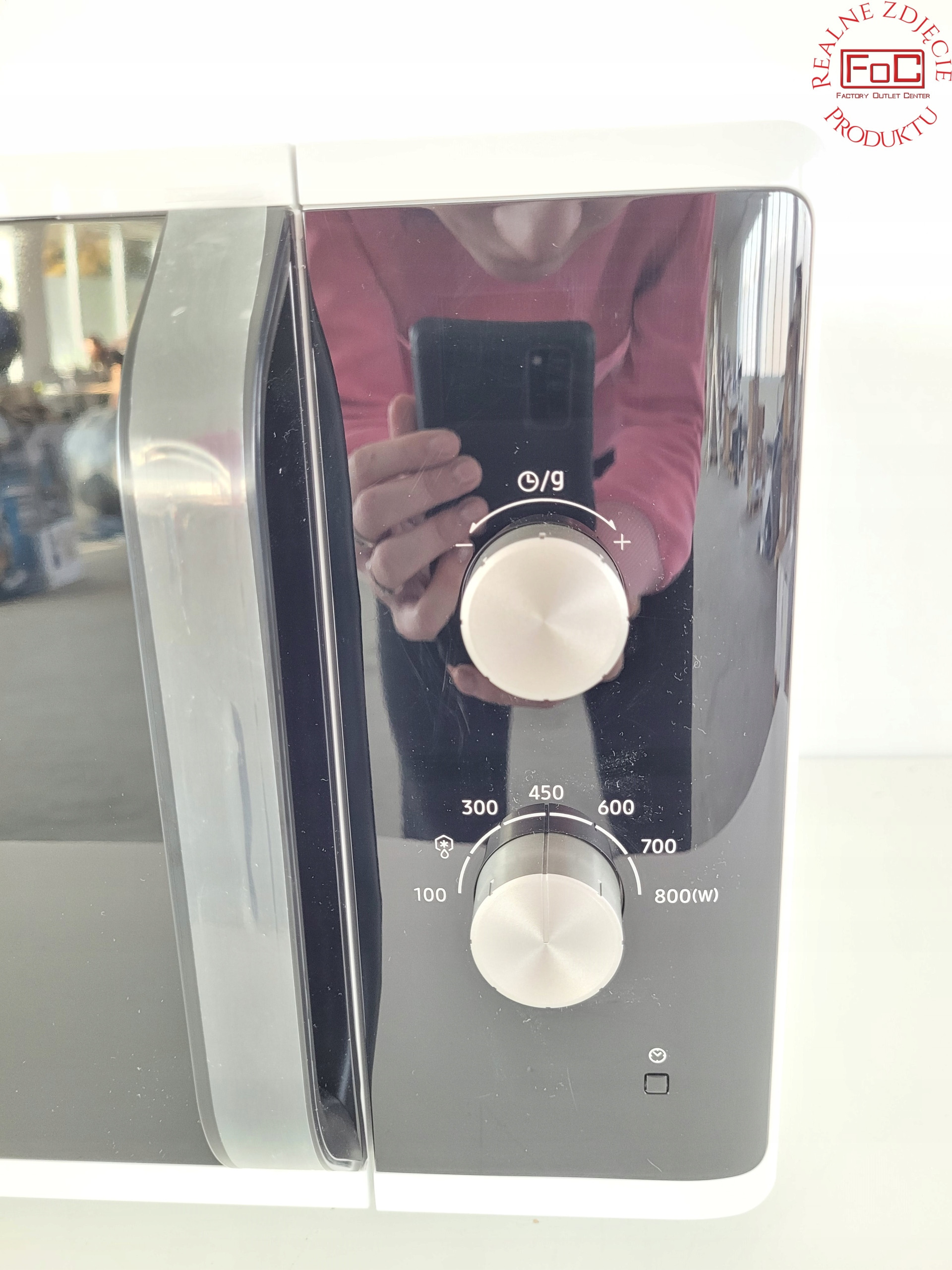 Nowoczesny wyświetlacz LED - Łatwe sterowanie dotykowe