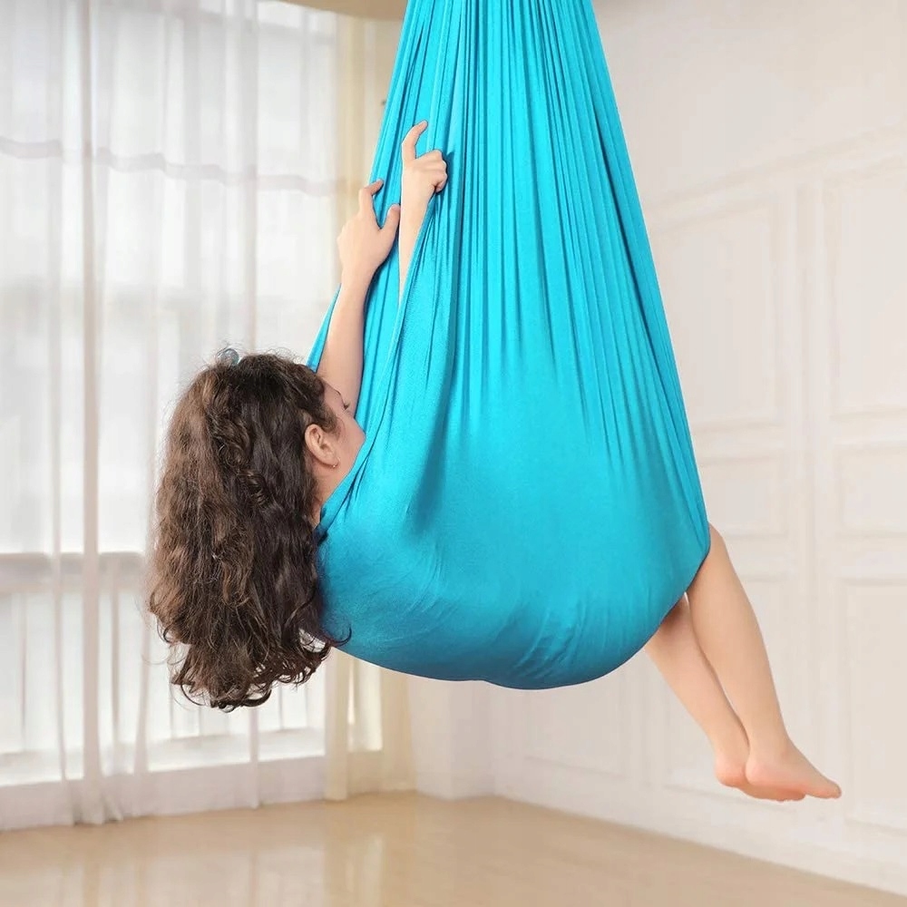 Huśtawka Sensoryczna Terapeutyczna dla Dzieci Hamak 280x150cm – Idealna do zabawy i terapii