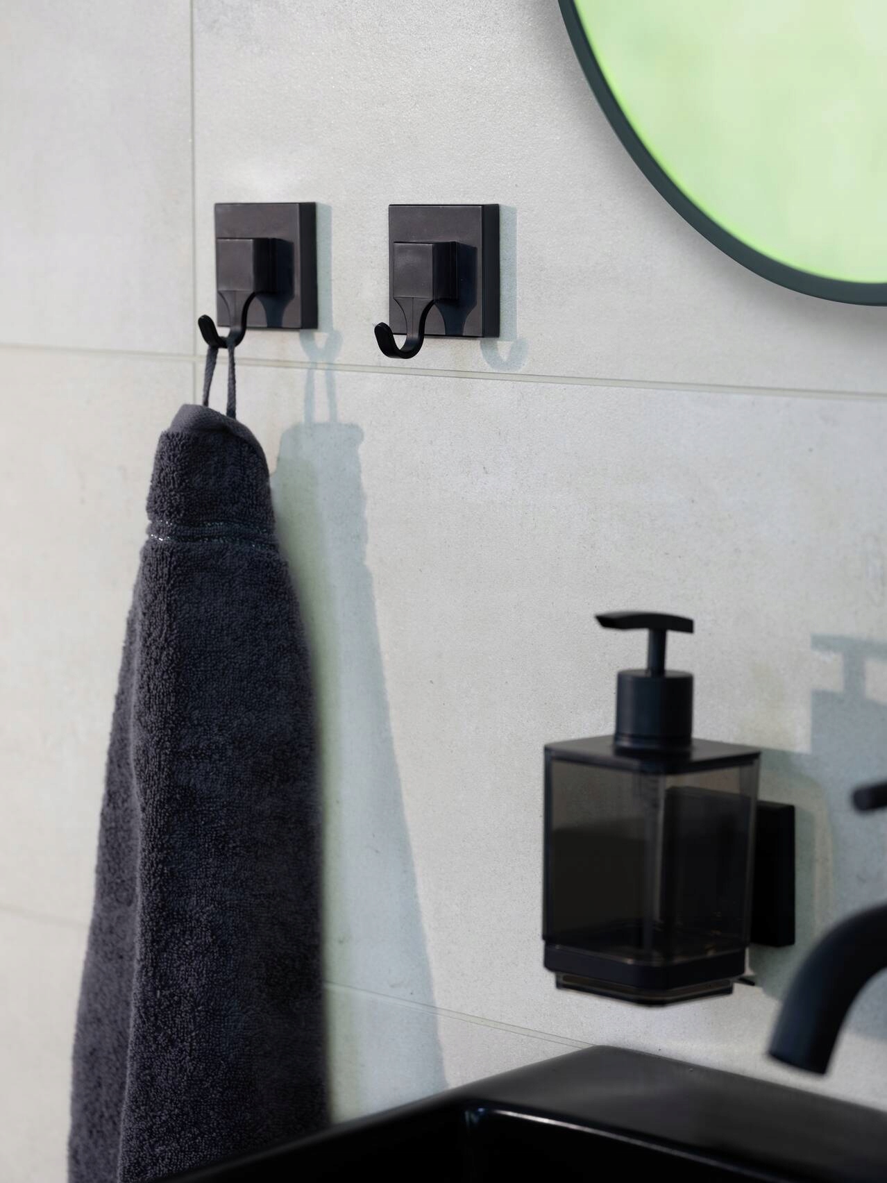 Montaż bez wiercenia – Innowacyjny system Vacuum-Loc®