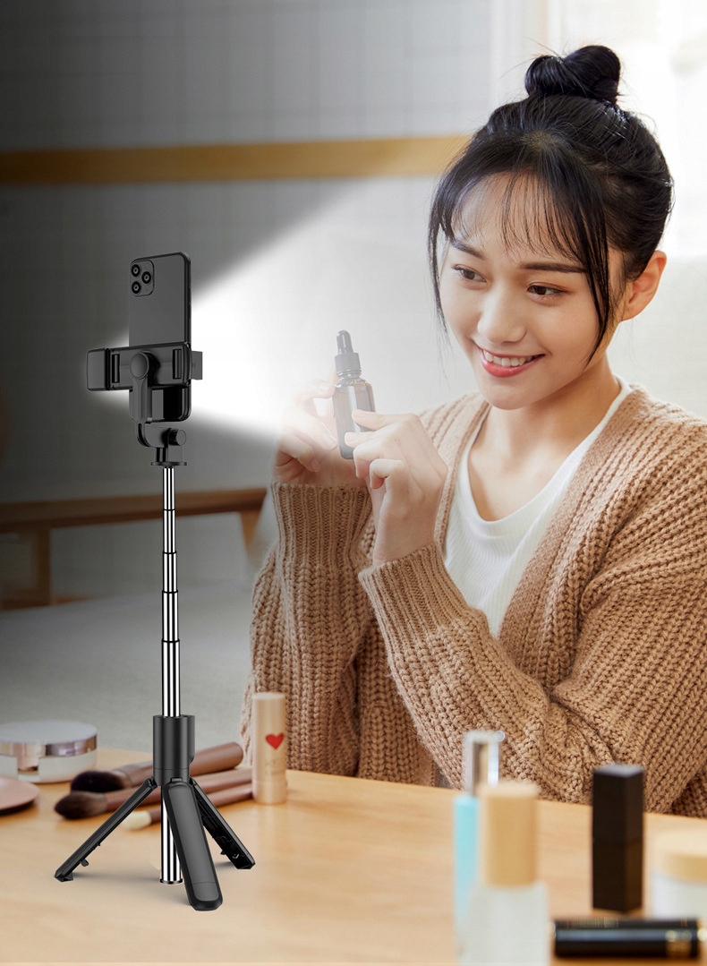 Funkcja statywu i pilot Bluetooth – Zrób idealne selfie z łatwością