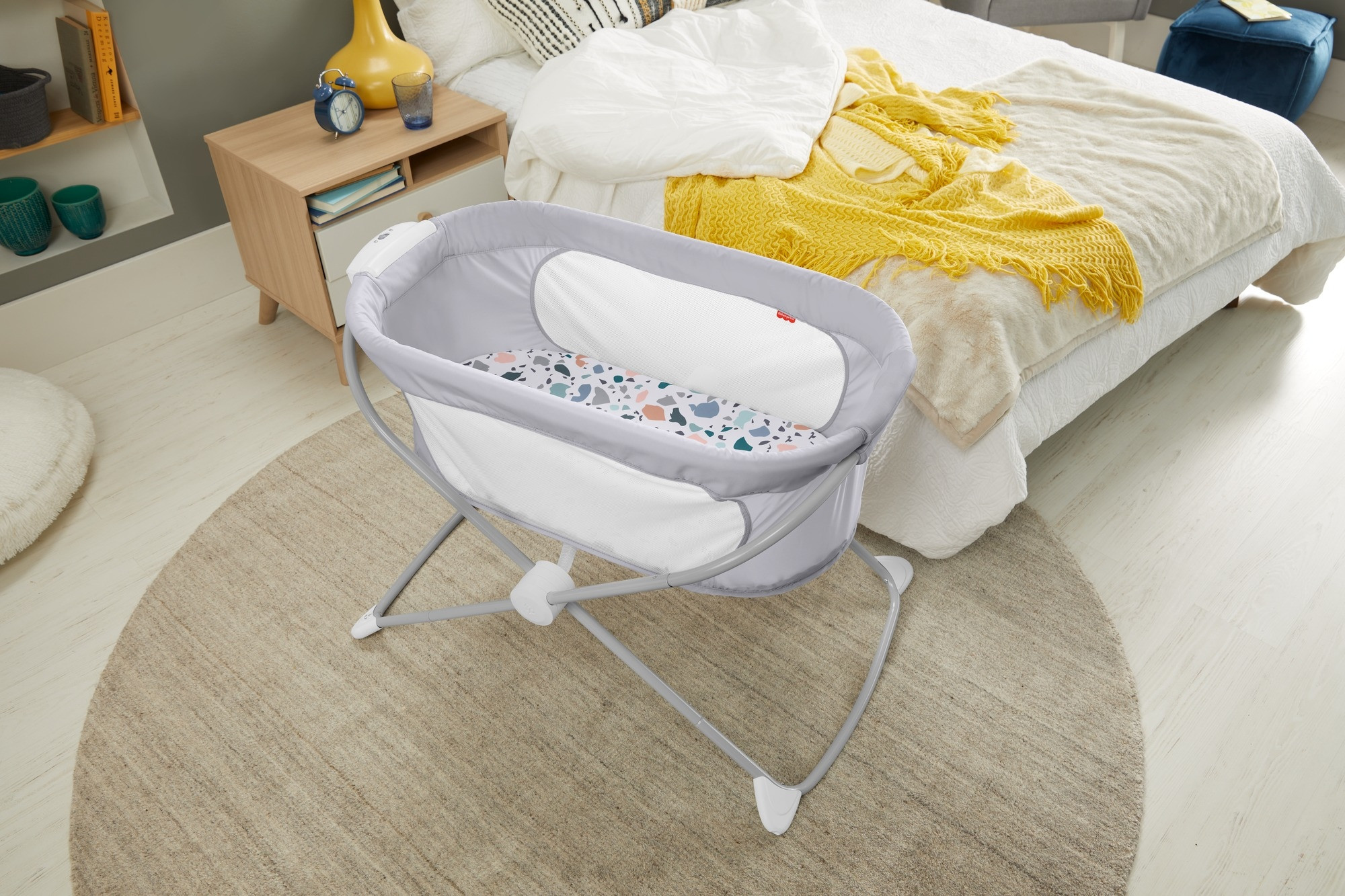 Bezpieczeństwo i komfort – Nóżki z obrotową blokadą, materac do prania