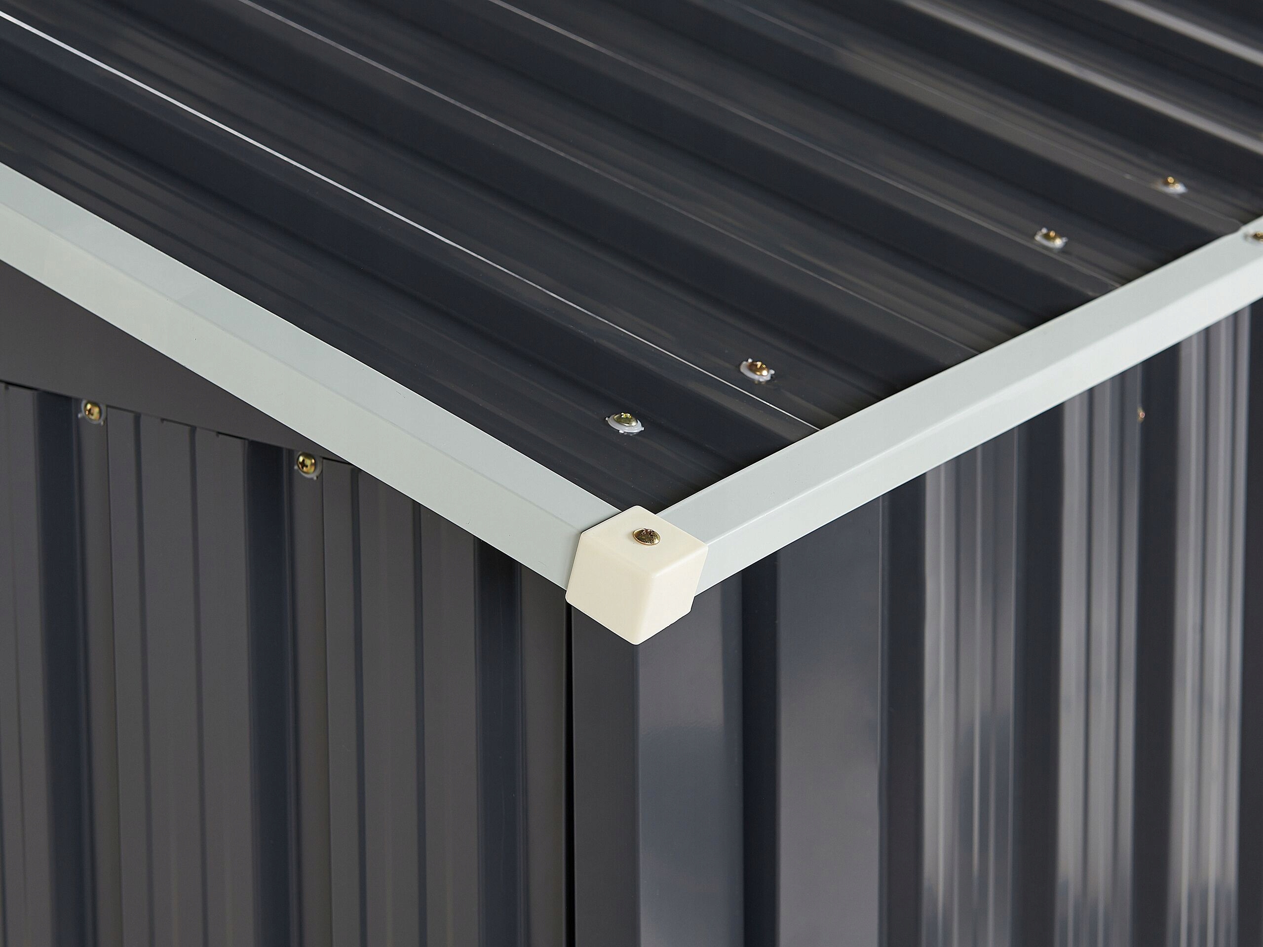 Zadaszona wiata – Doskonałe miejsce na drewno opałowe