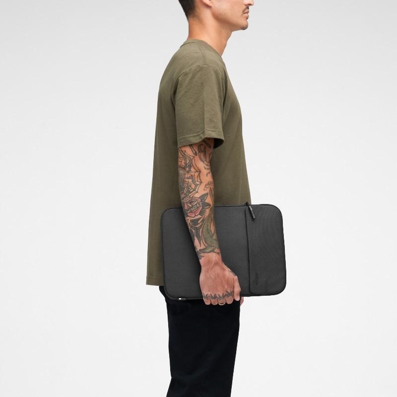 Elegancki i nowoczesny design dla Twojego MacBooka