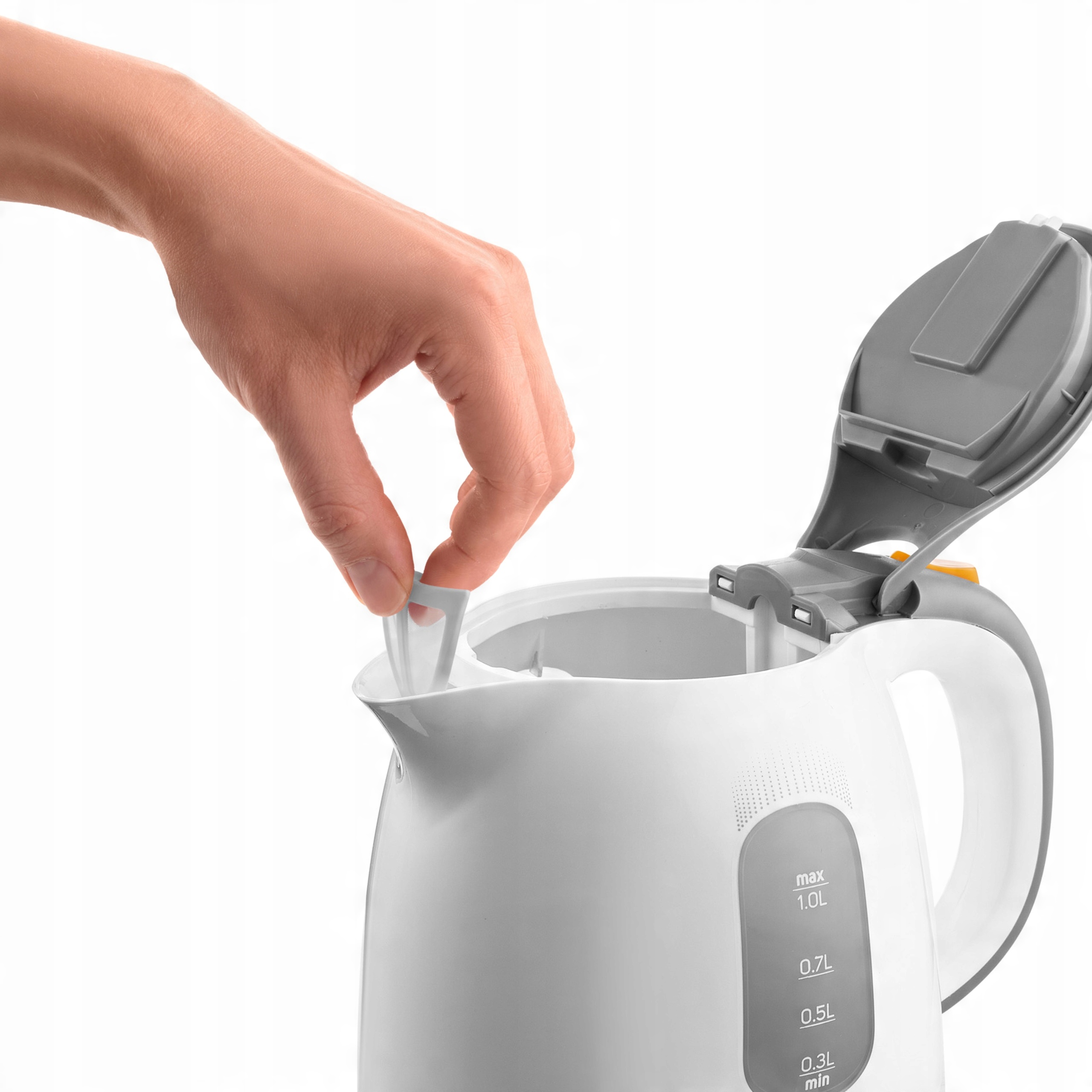 Pojemność 1 litra – Idealny do przygotowania napojów dla wielu osób