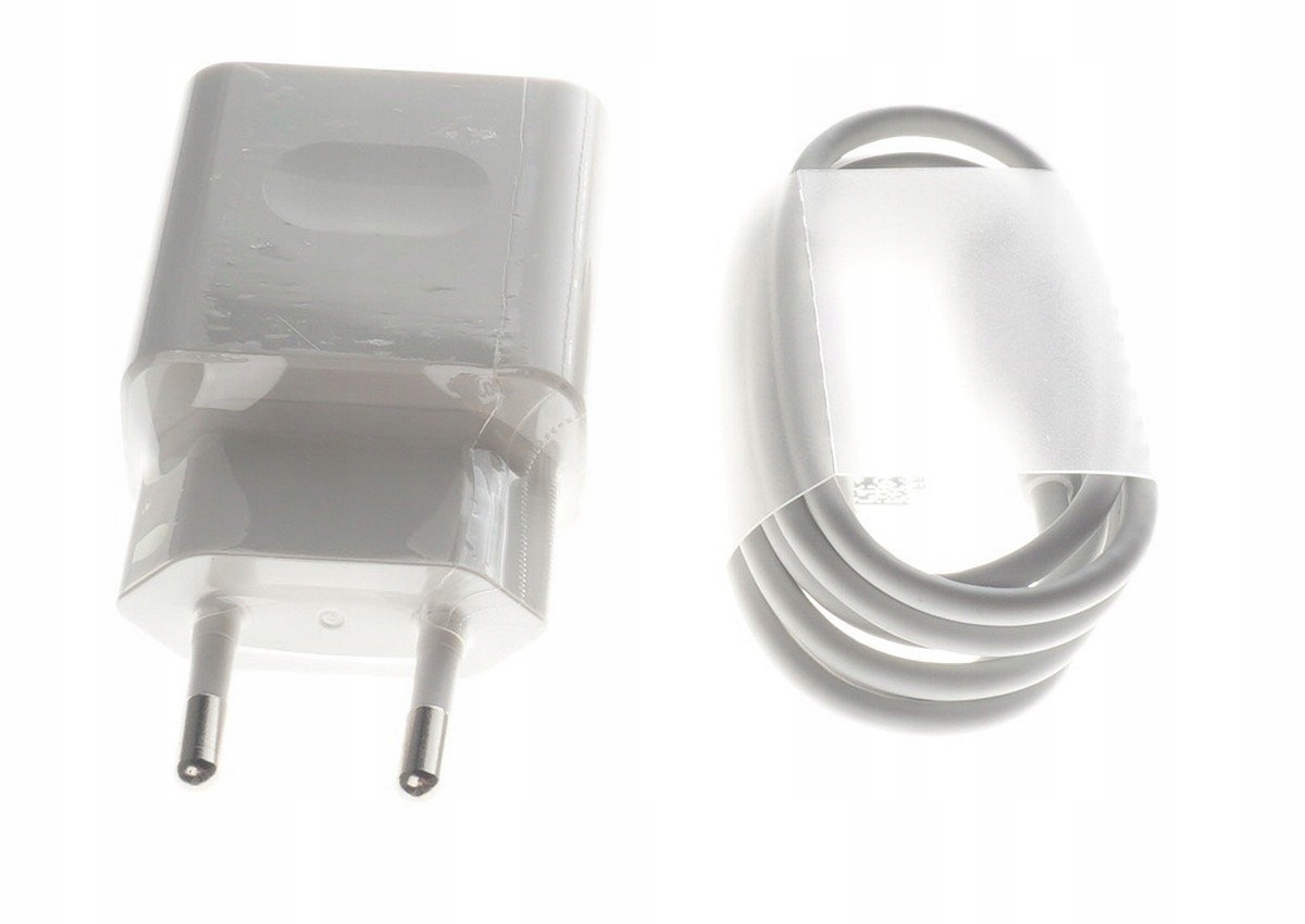 Ładowarka sieciowa 18W Quick Charge HW-090200EH0 + kabel USB typ C – Szybkie ładowanie dla Twoich urządzeń