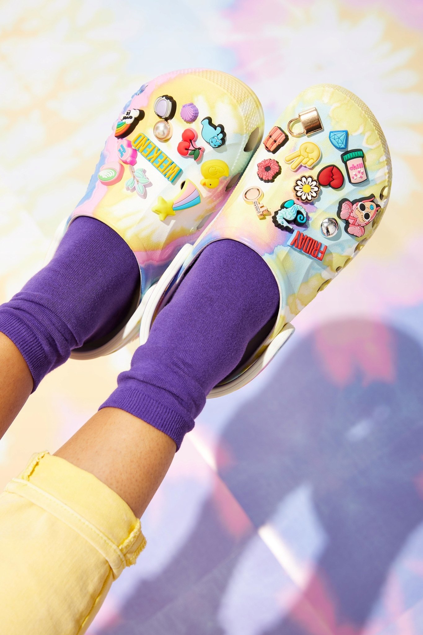 Personalizacja z Jibbitz™ – Stwórz unikalny styl swoich Crocs