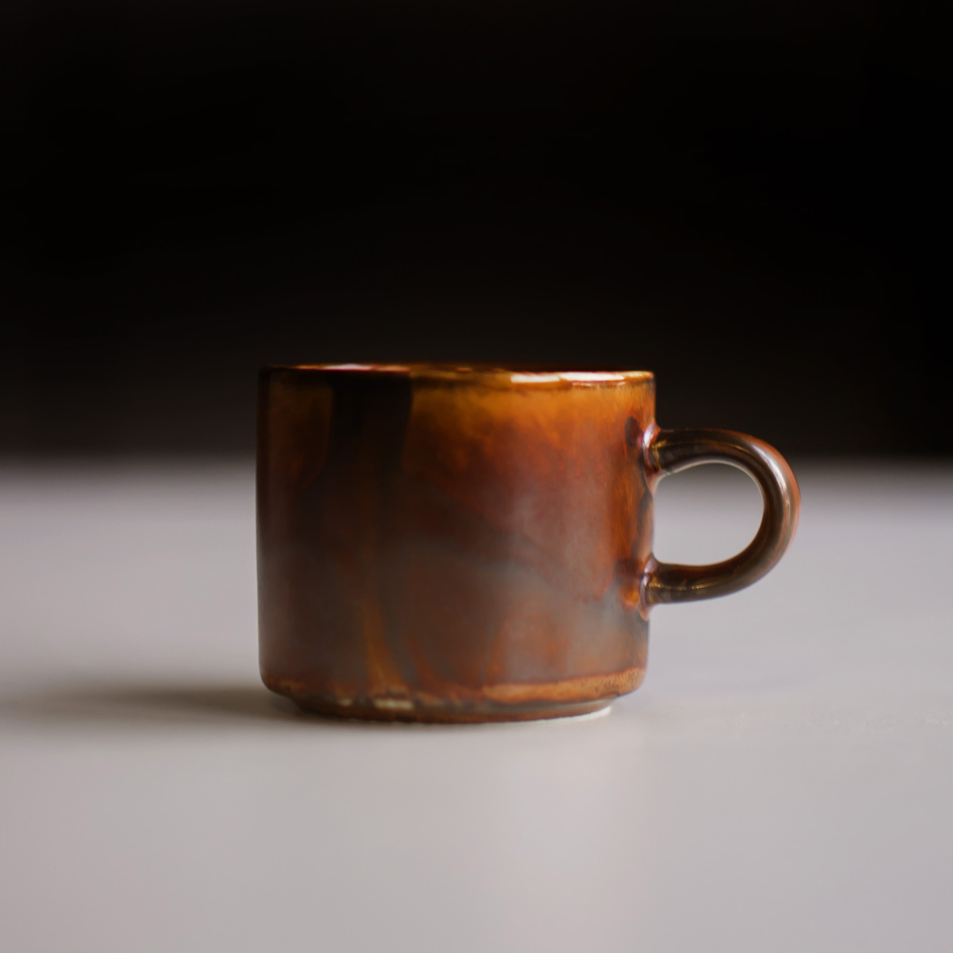 Unikalny design – Miedziano-pomarańczowa struktura