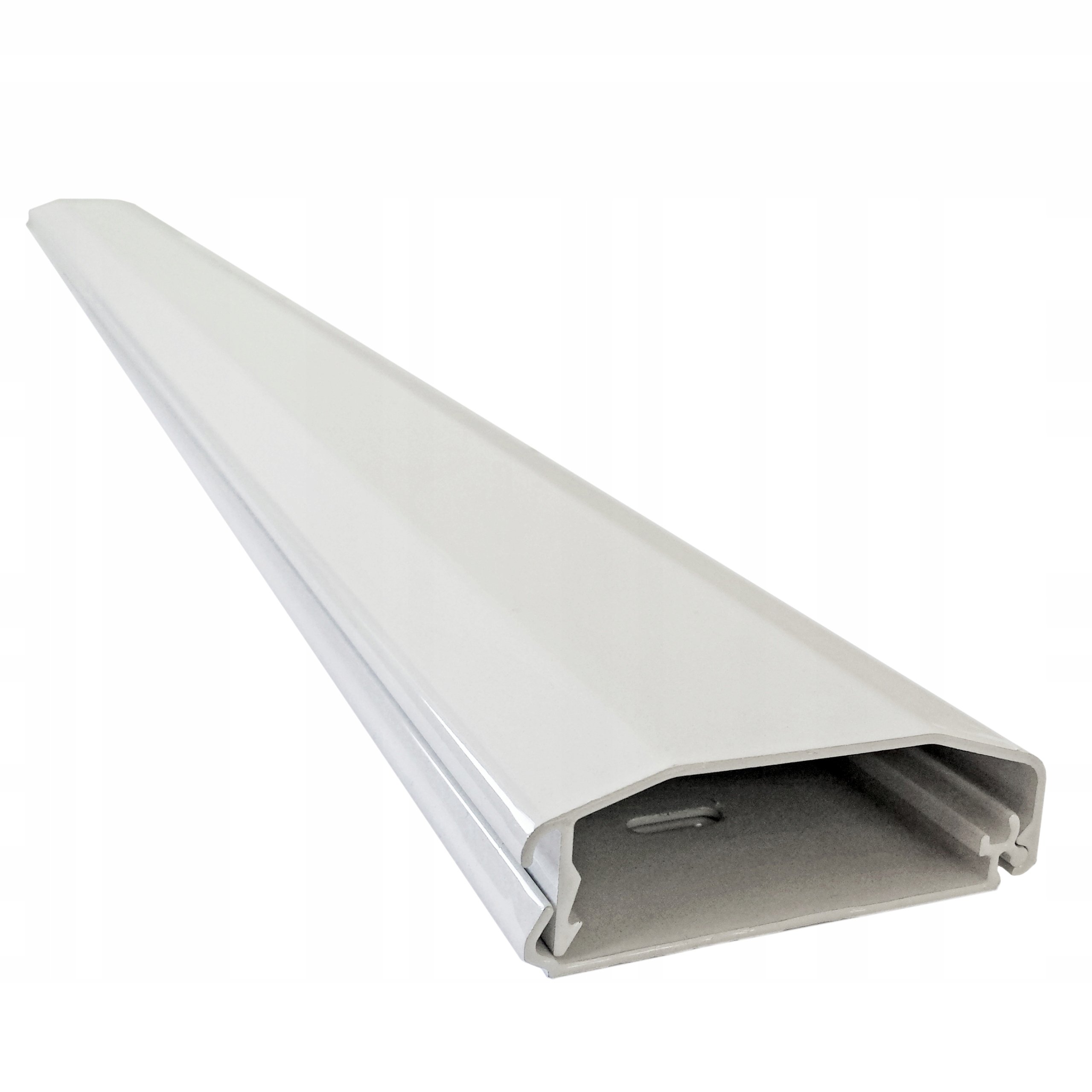 Wymiary maskownicy – Długość 75 cm, szerokość 6 cm, głębokość 2 cm
