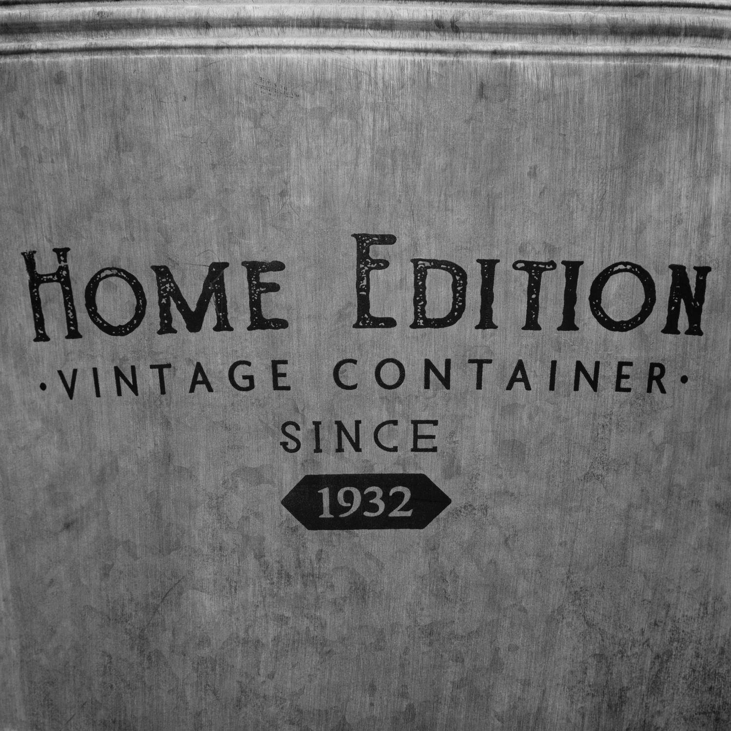 Funkcjonalne uchwyty i ciekawy kształt