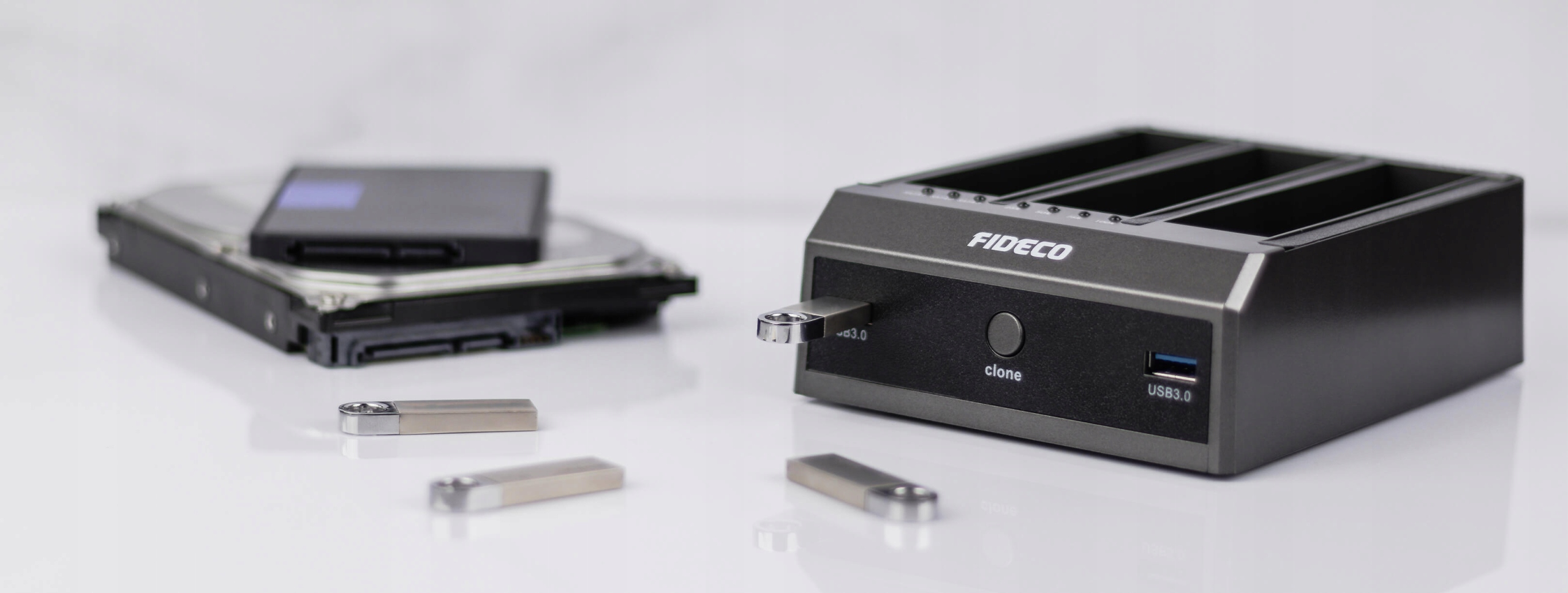 Stacja Dokująca Klonująca Dysków HDD SSD 2x USB – Twoje dane w zasięgu ręki