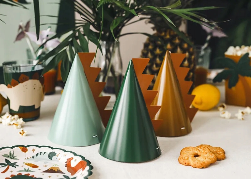 Czapeczki Dinozaury 14 cm – Idealne na tematyczne urodziny
