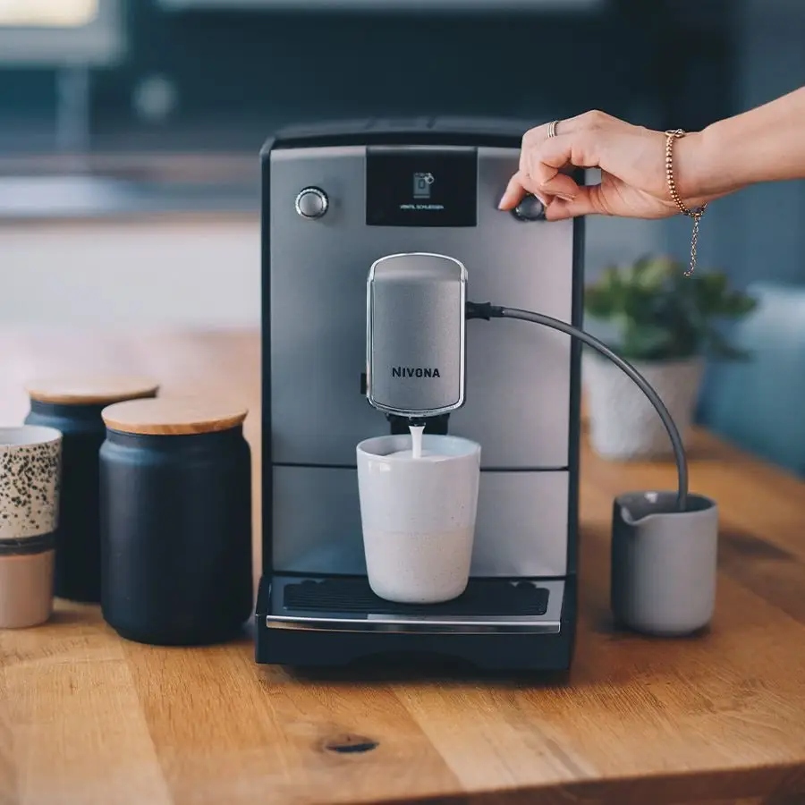 Funkcja Easy-Spumatore – perfekcyjne cappuccino i latte