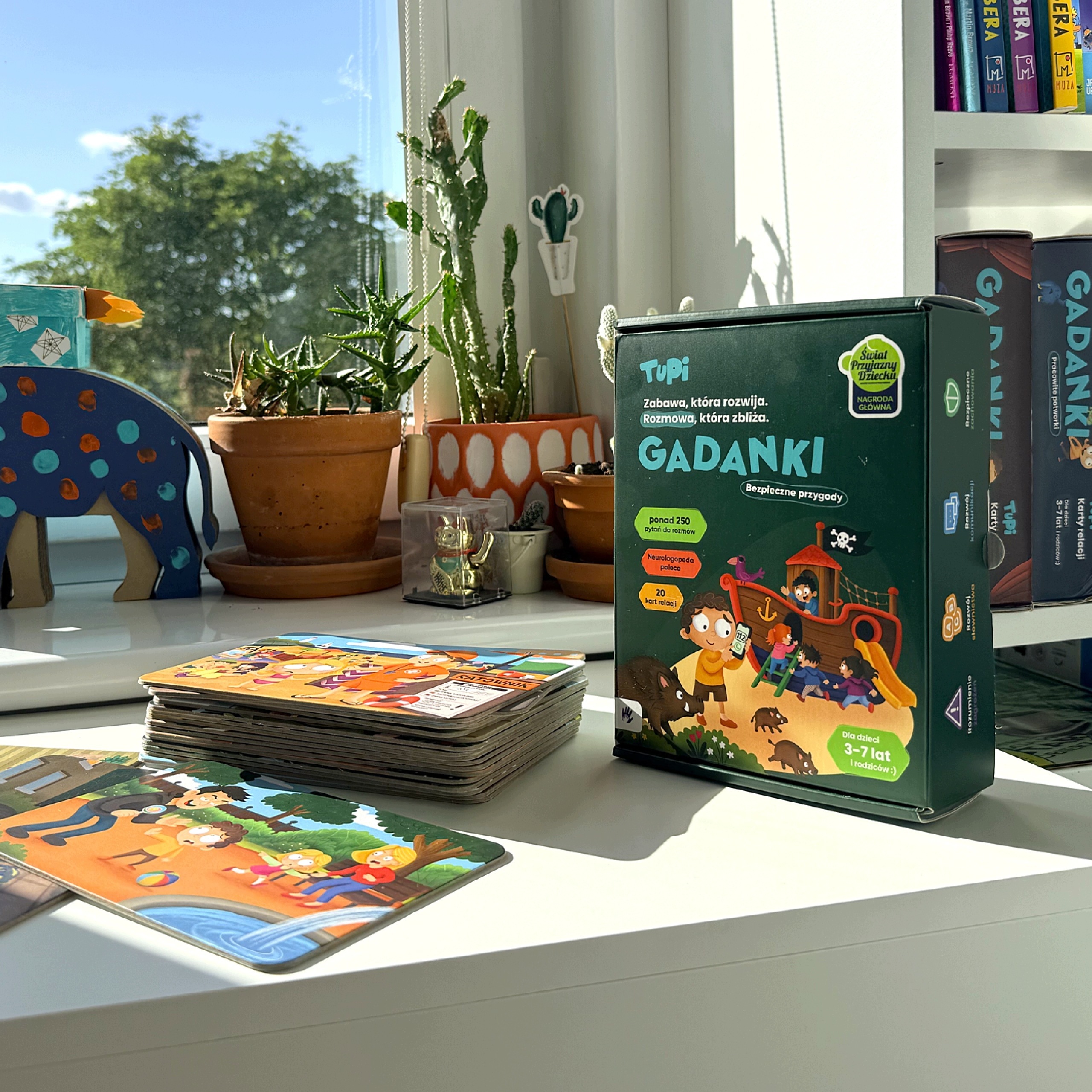 Wygodny format kart – idealne na piknik i w podróż