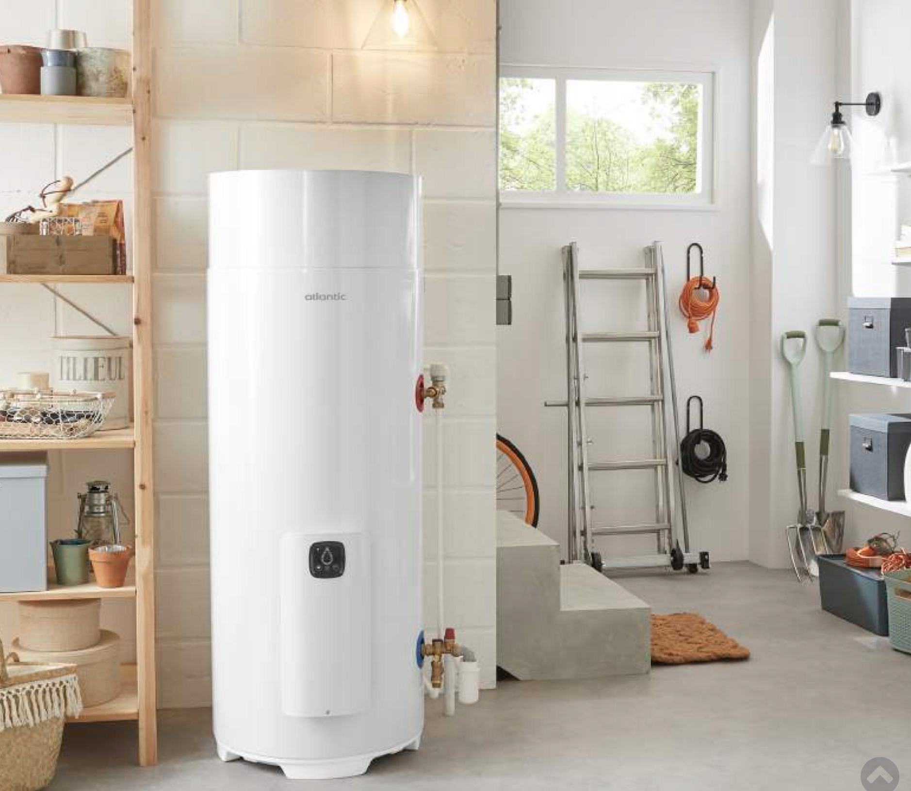 Powietrzna pompa ciepła do c.w.u. EGEO 200 l. – Efektywne ogrzewanie wody