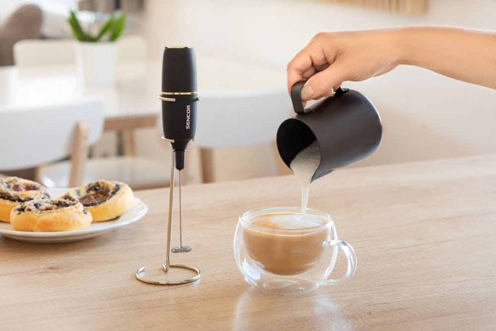 Elegancki chromowany stojak i ergonomiczny design