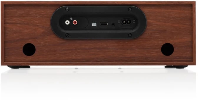 Złącza i możliwości – USB, audio out i AUX
