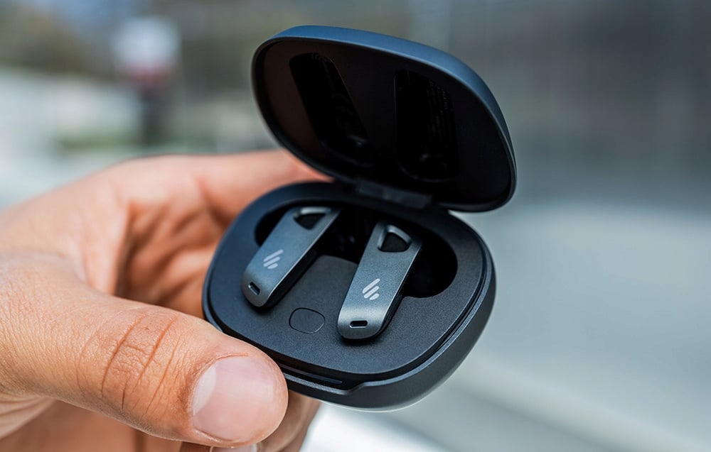 Wyraźne Rozmowy dzięki Inteligentnym Mikrofonem