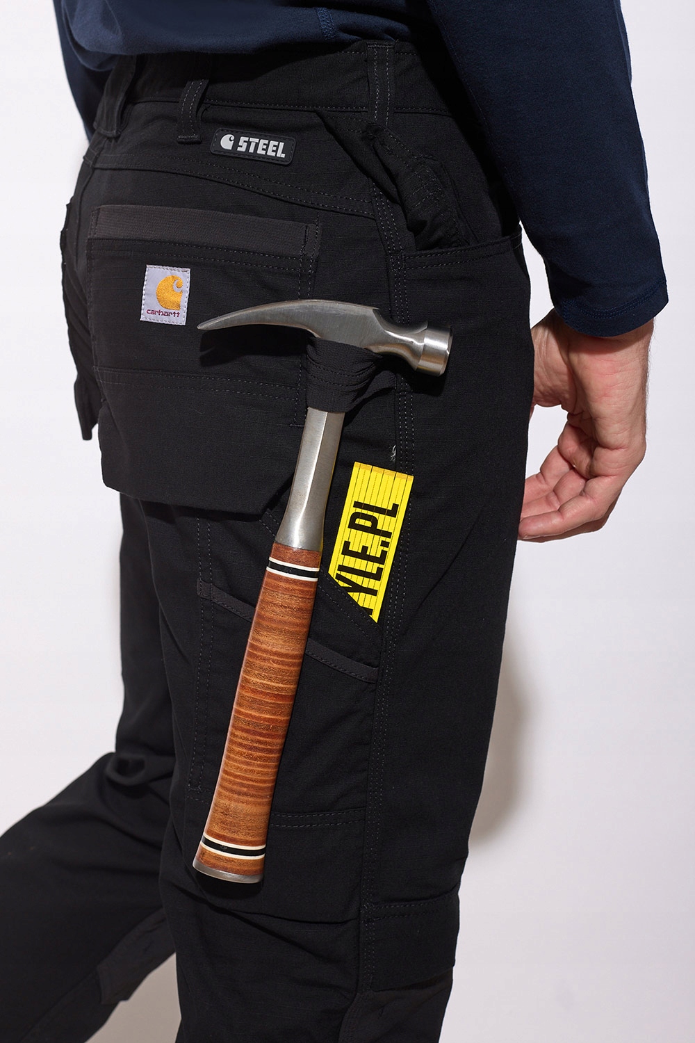 Dlaczego warto wybrać odzież roboczą Carhartt?
