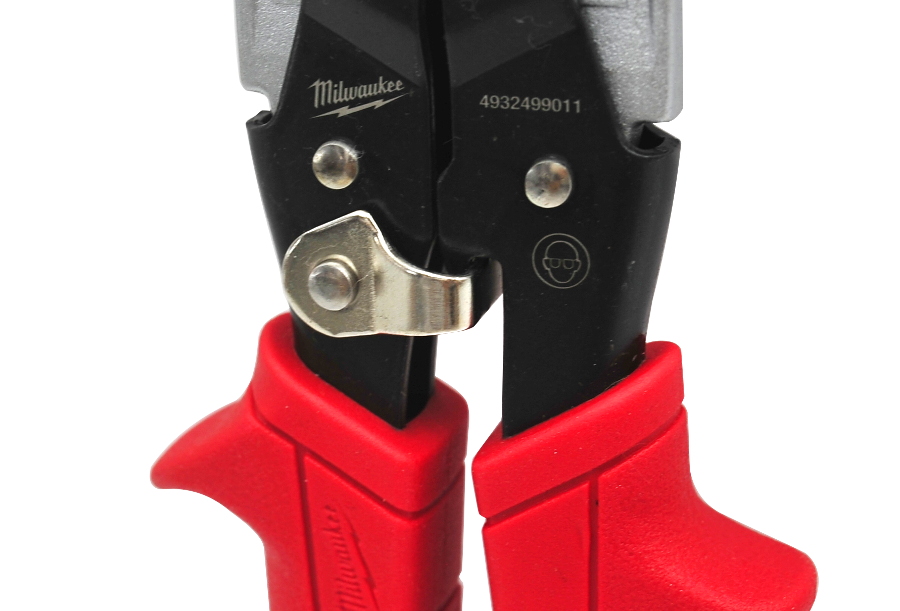 Ząbkowane krawędzie tnące – Bezpieczeństwo i kontrola