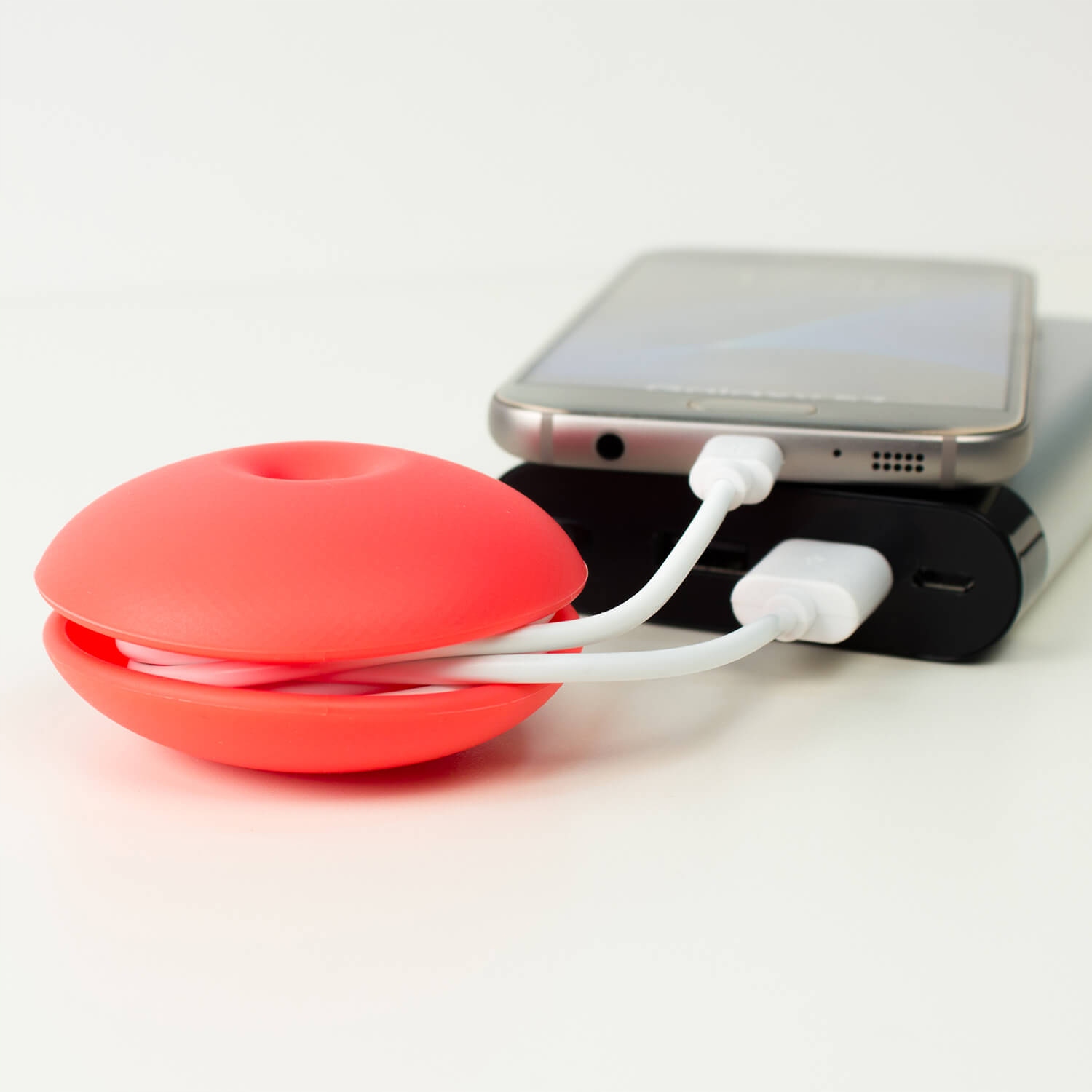 Kolorowy design – Uporządkuj swoje kable z stylem