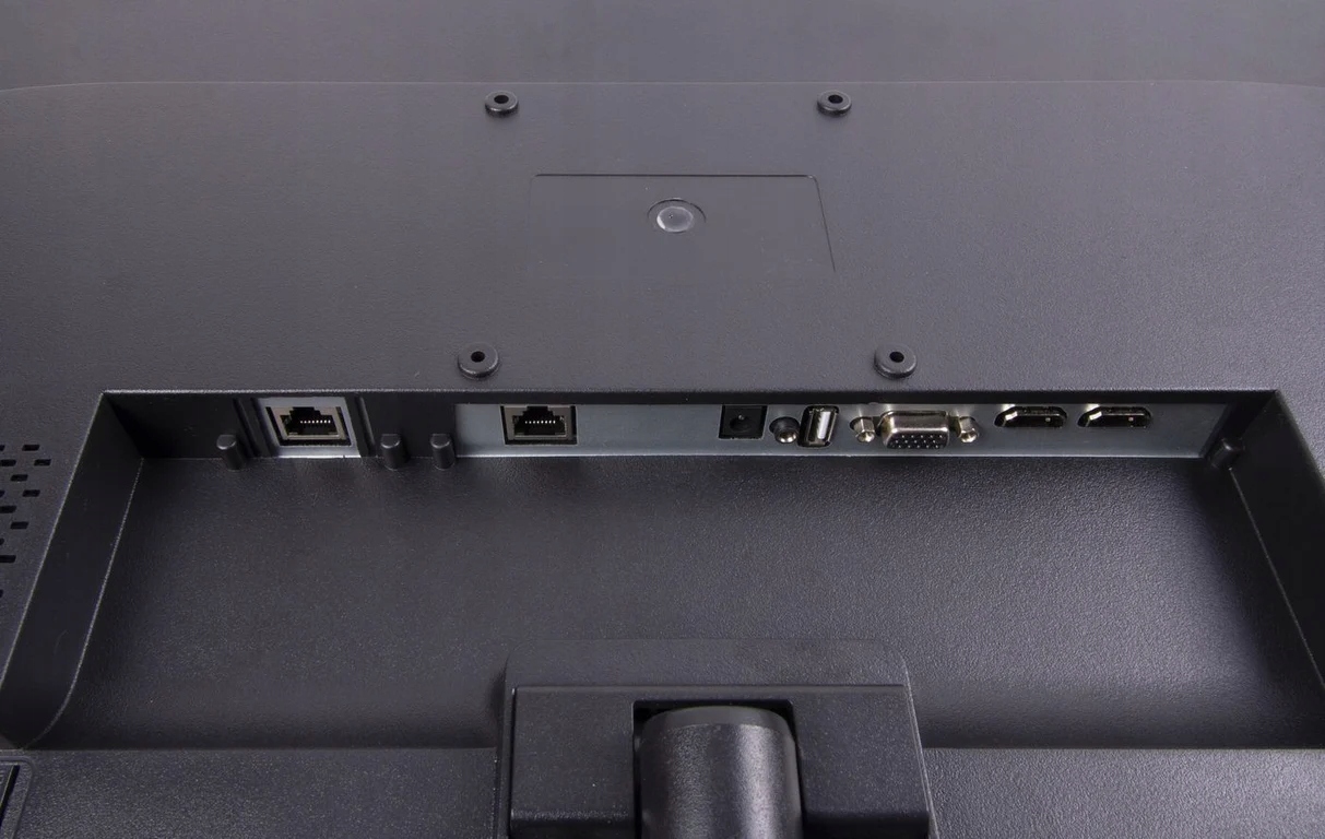 Złącza HDMI i RJ-45 – Wszechstronność podłączeń