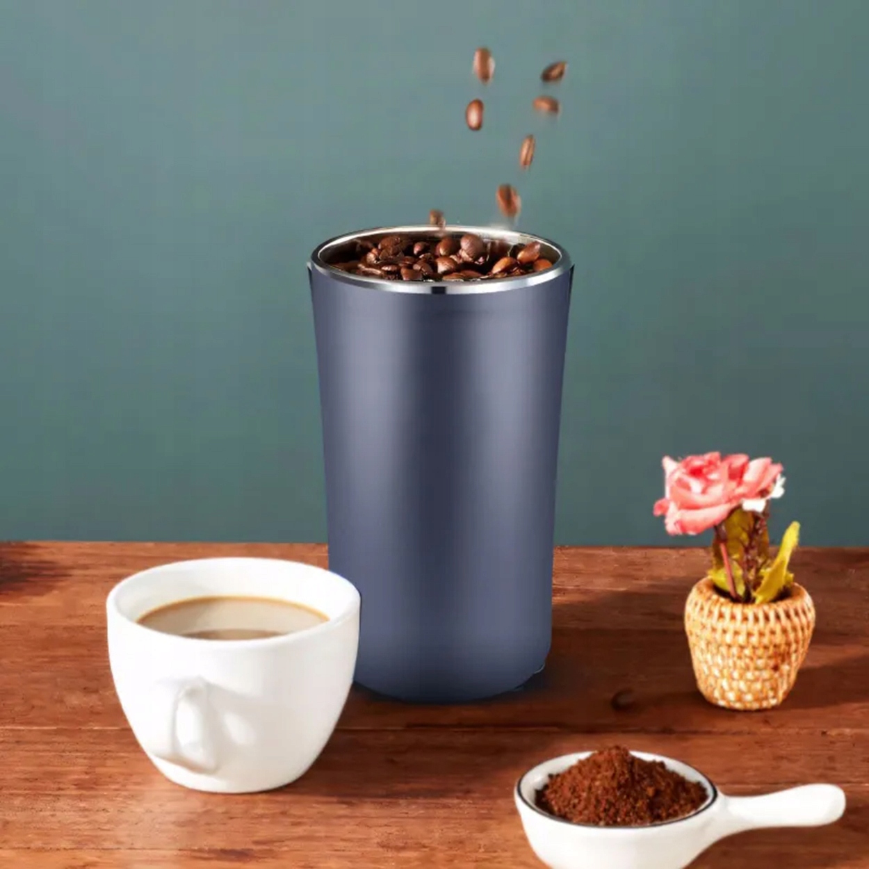 Elegancki design w granatowym kolorze – stylowy dodatek do Twojej kuchni